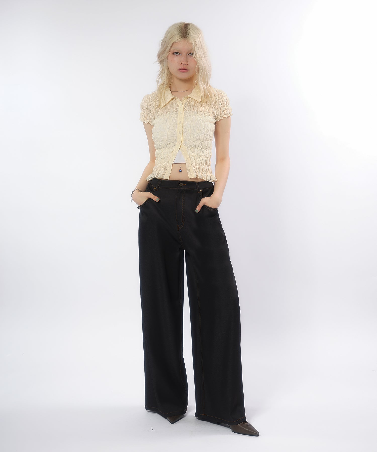 MODEL:170cm/COLOR:BLACK/SIZE:モデルサイズ着用［股下74cm］