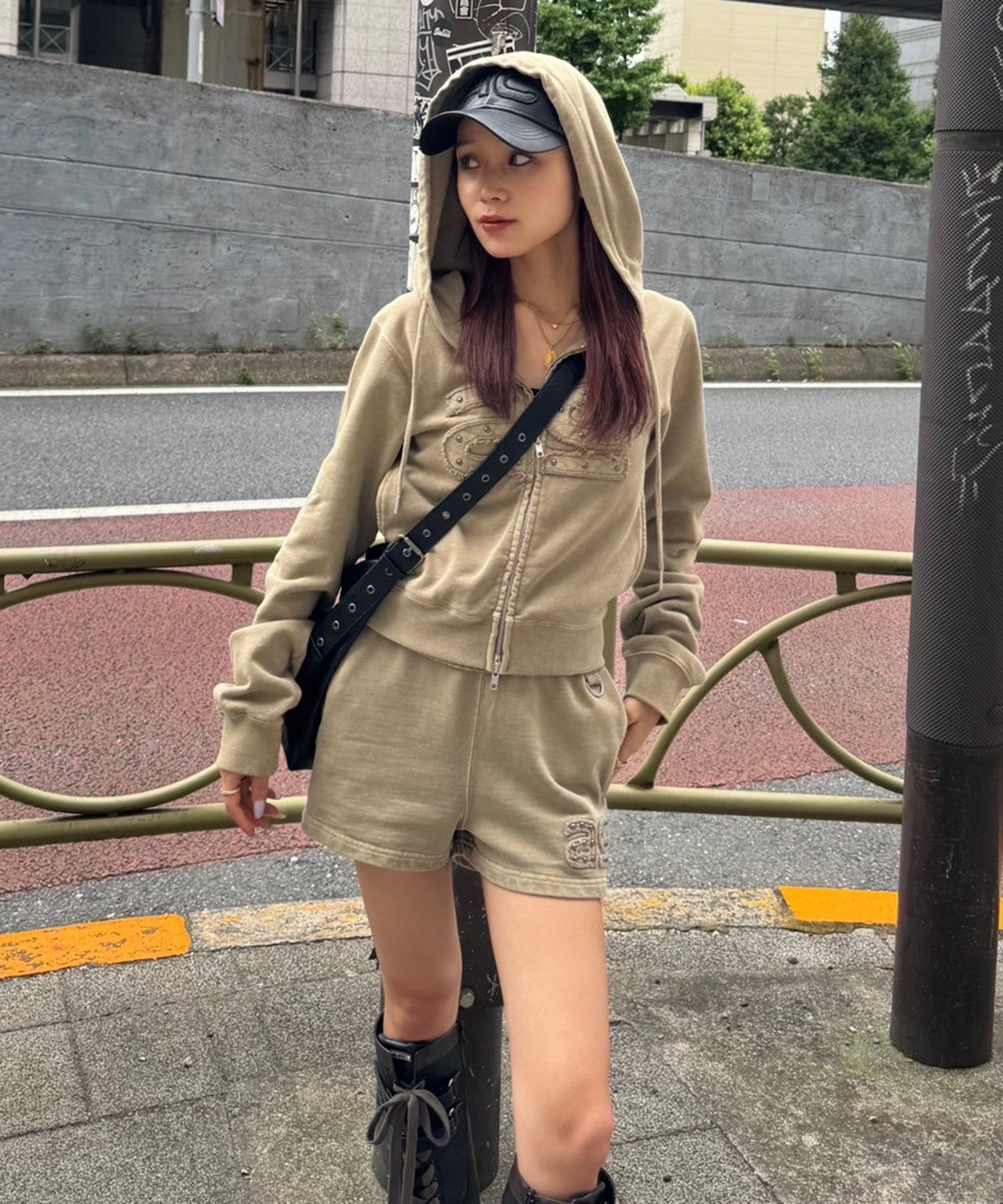 STAFF:155cm/COLOR:BEIGE/SIZE:F