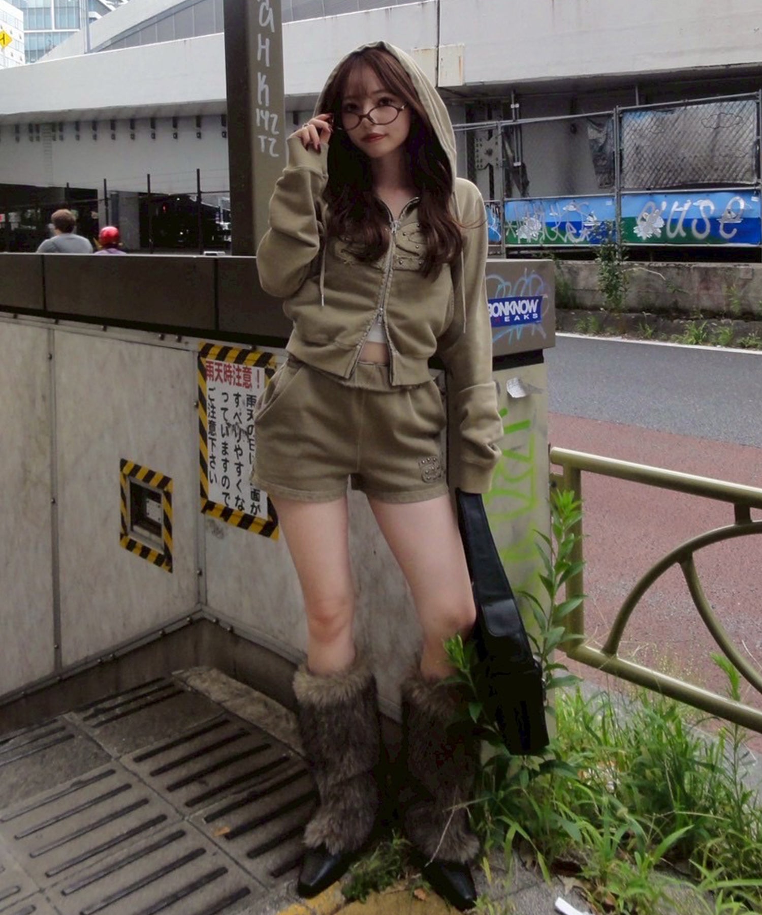 STAFF:153cm/COLOR:BEIGE/SIZE:F