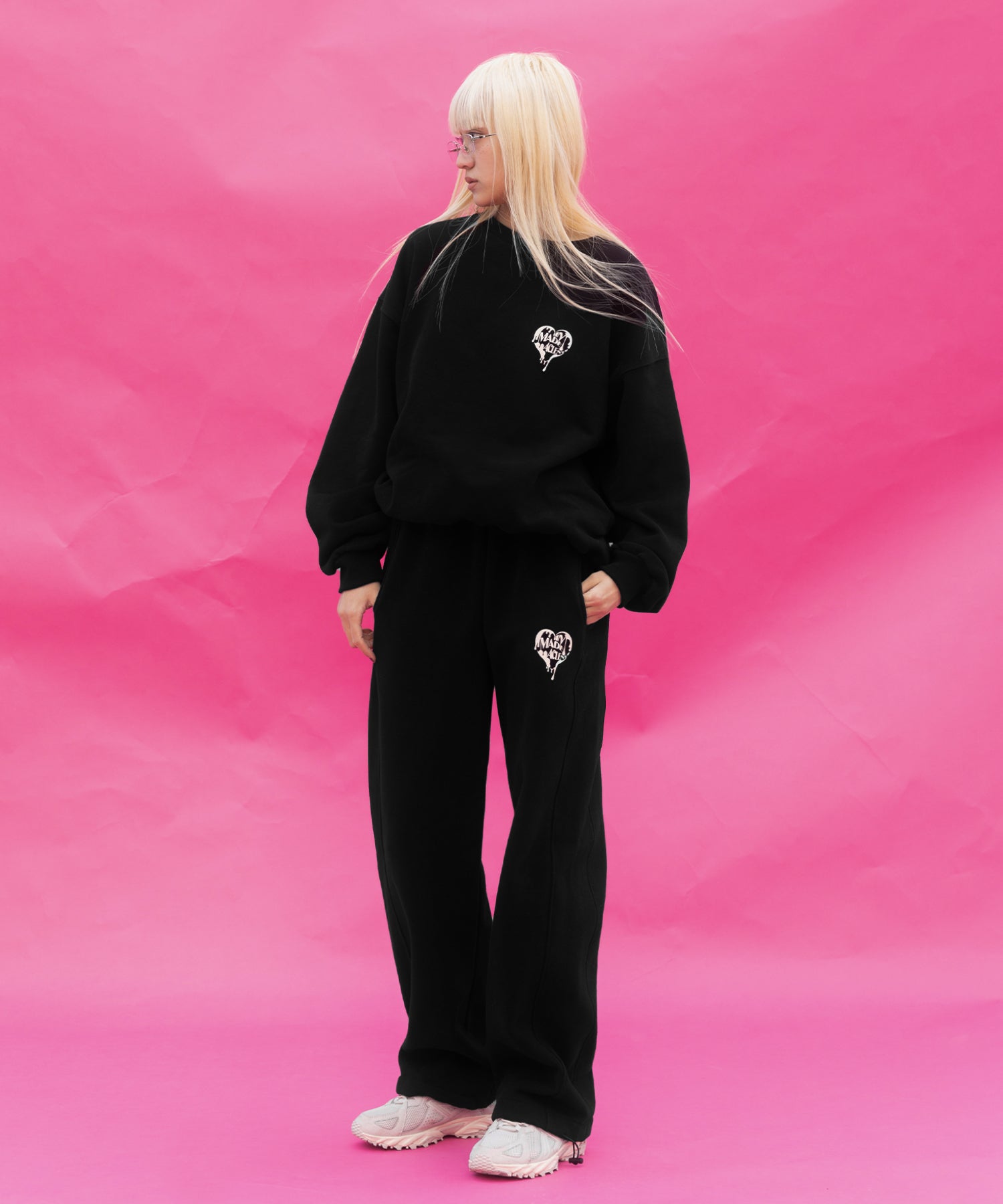 Heart logo sweat pants