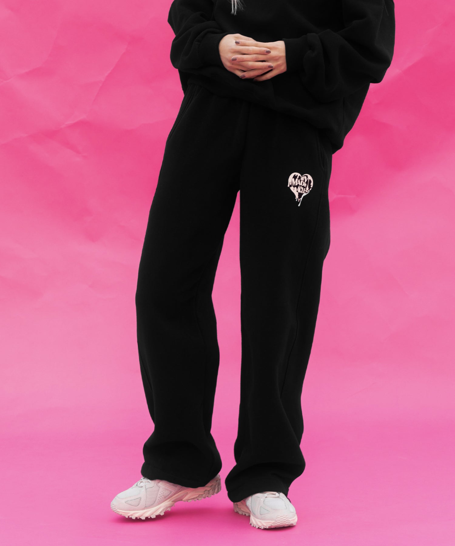 Heart logo sweat pants