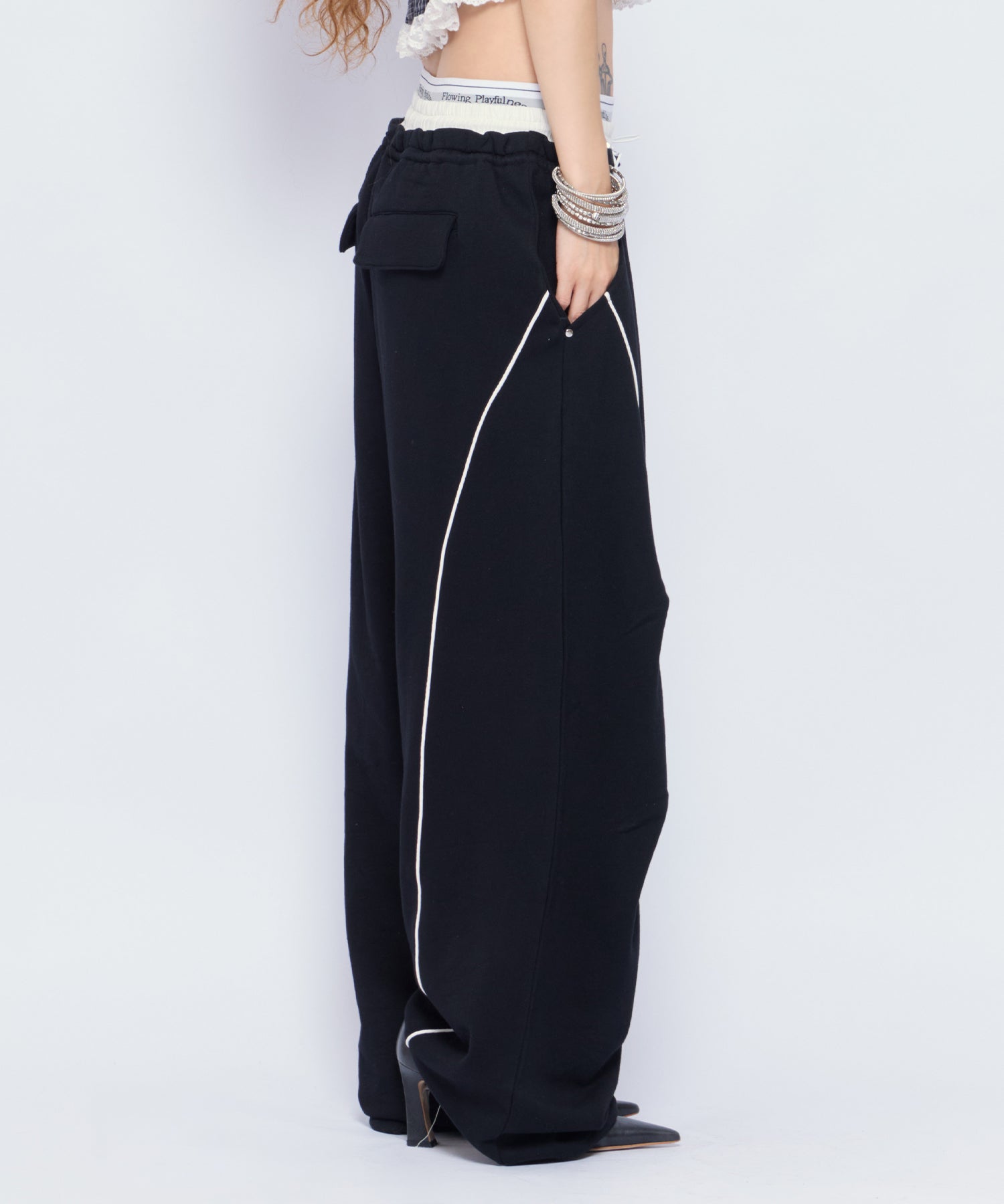MODEL:168cm/COLOR:BLK/SIZE:F