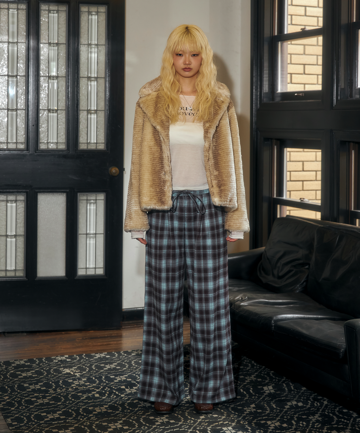 Loose straight check pants