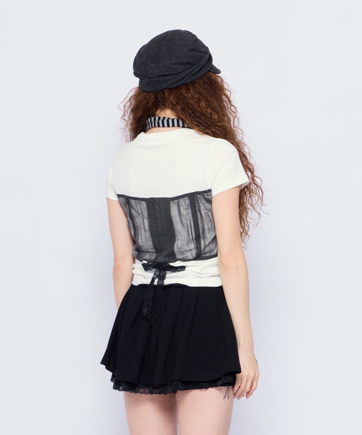 MODEL:168cm/COLOR:WHT/SIZE:F