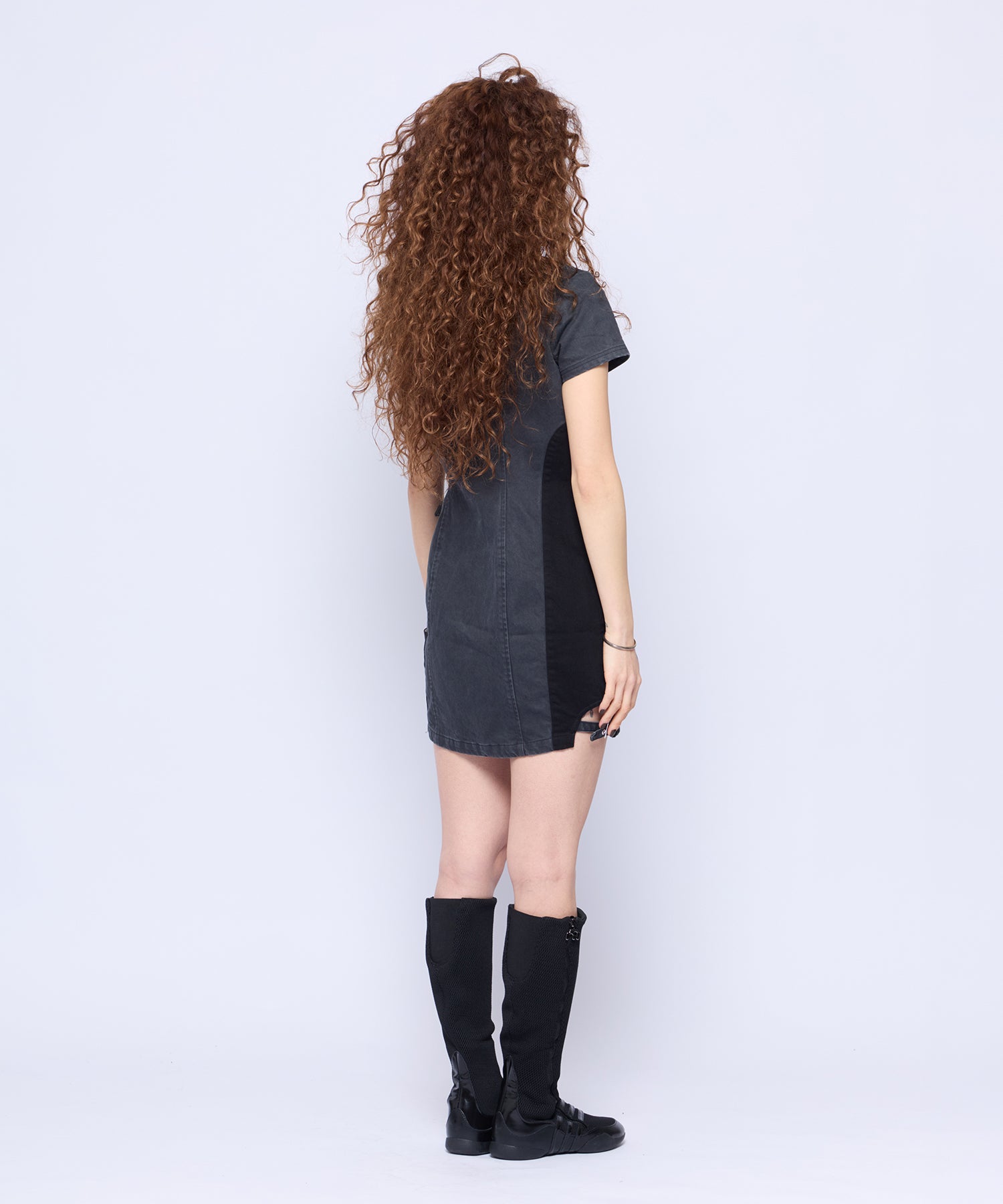 MODEL:168cm/COLOR:BLK/SIZE:F