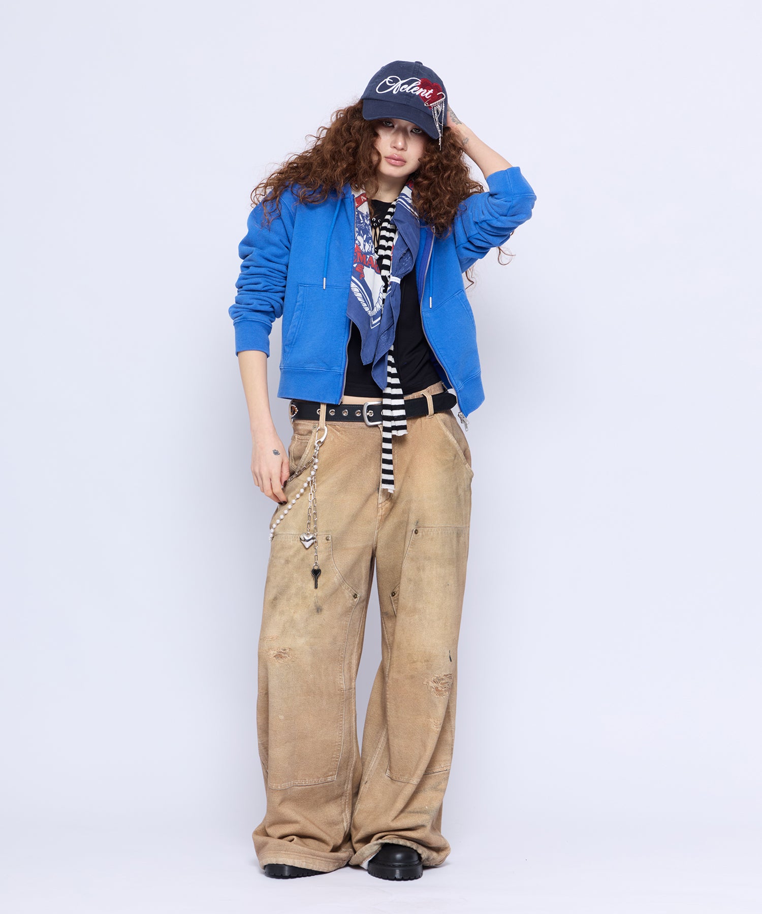 MODEL:168cm/COLOR:BLU/SIZE:F