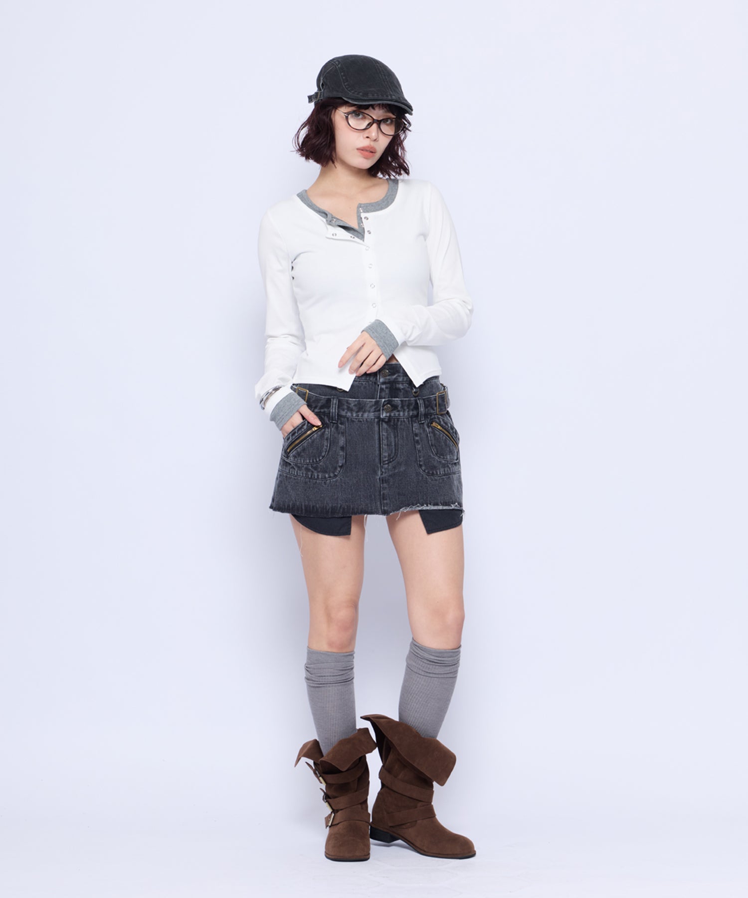 MODEL:165cm/COLOR:WHT/SIZE:F