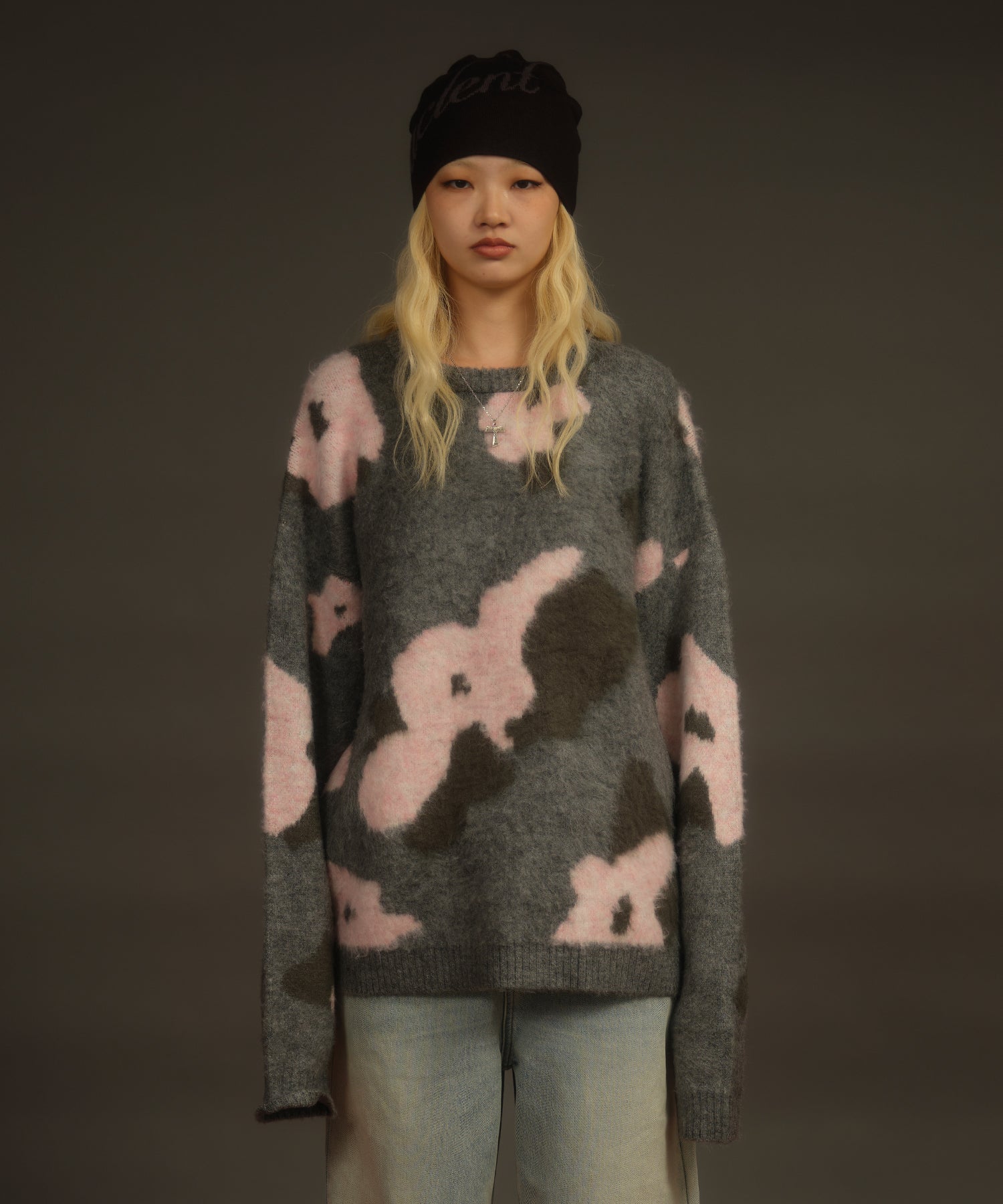 Flower jacquard loose knit