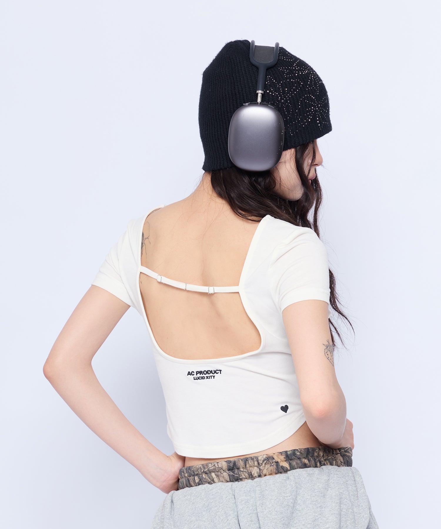 MODEL:160cm/COLOR:WHT/SIZE:F
