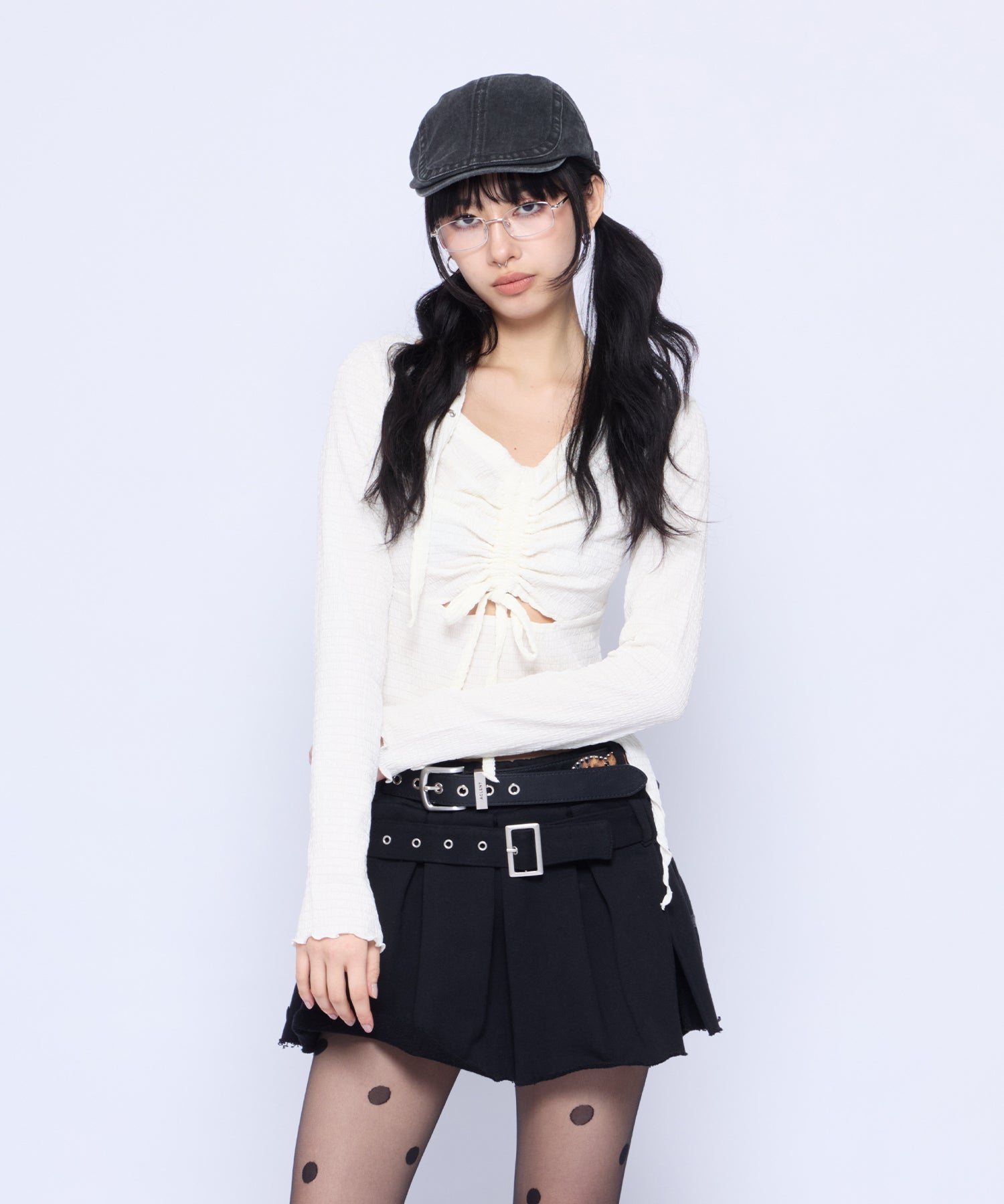 MODEL:172cm/COLOR:WHT/SIZE:F