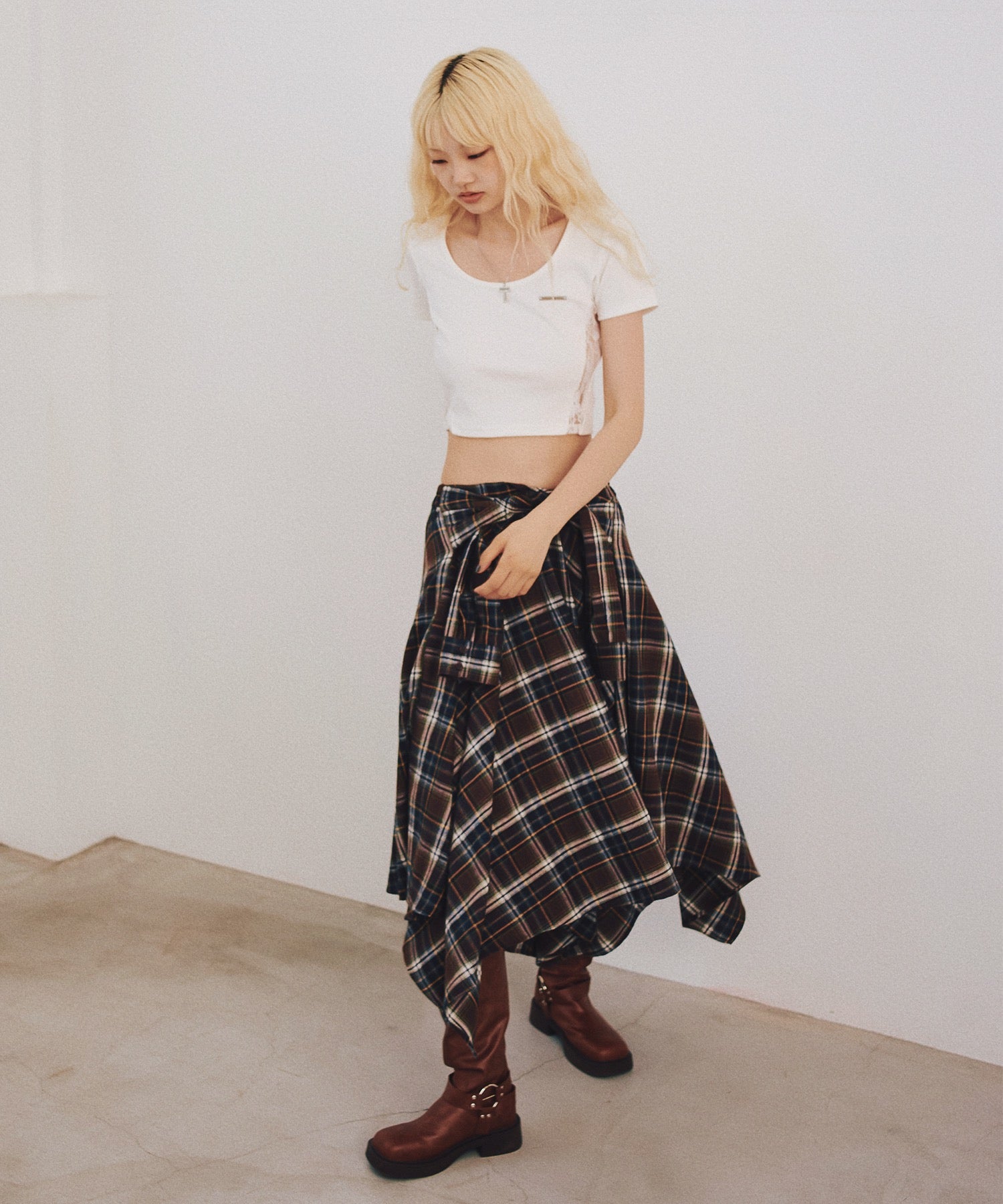 Asymmetry check long skirt