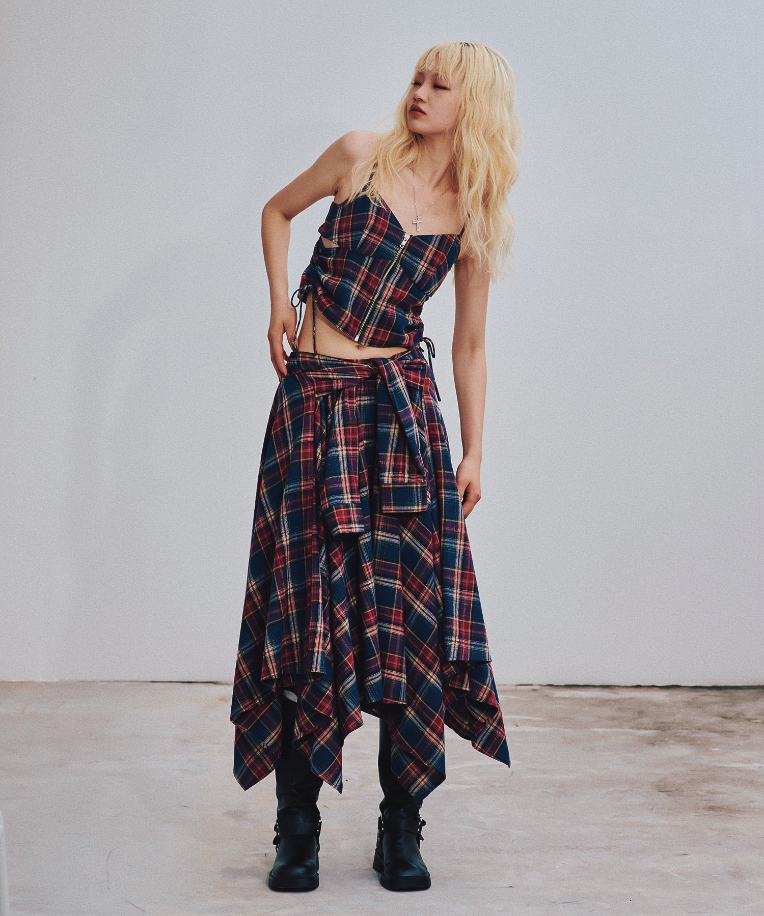 Asymmetry check long skirt