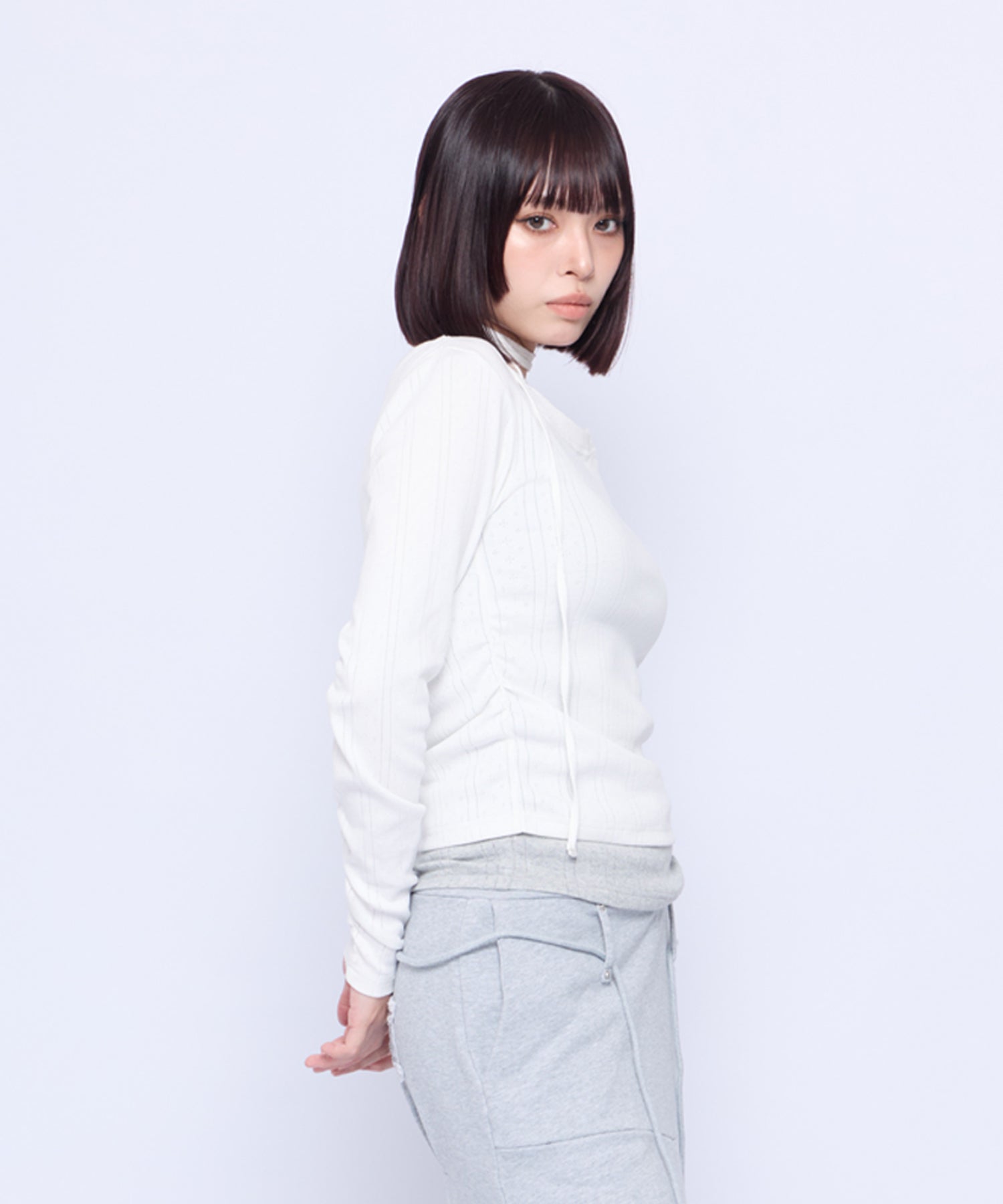 MODEL:165cm/COLOR:WHT/SIZE:F