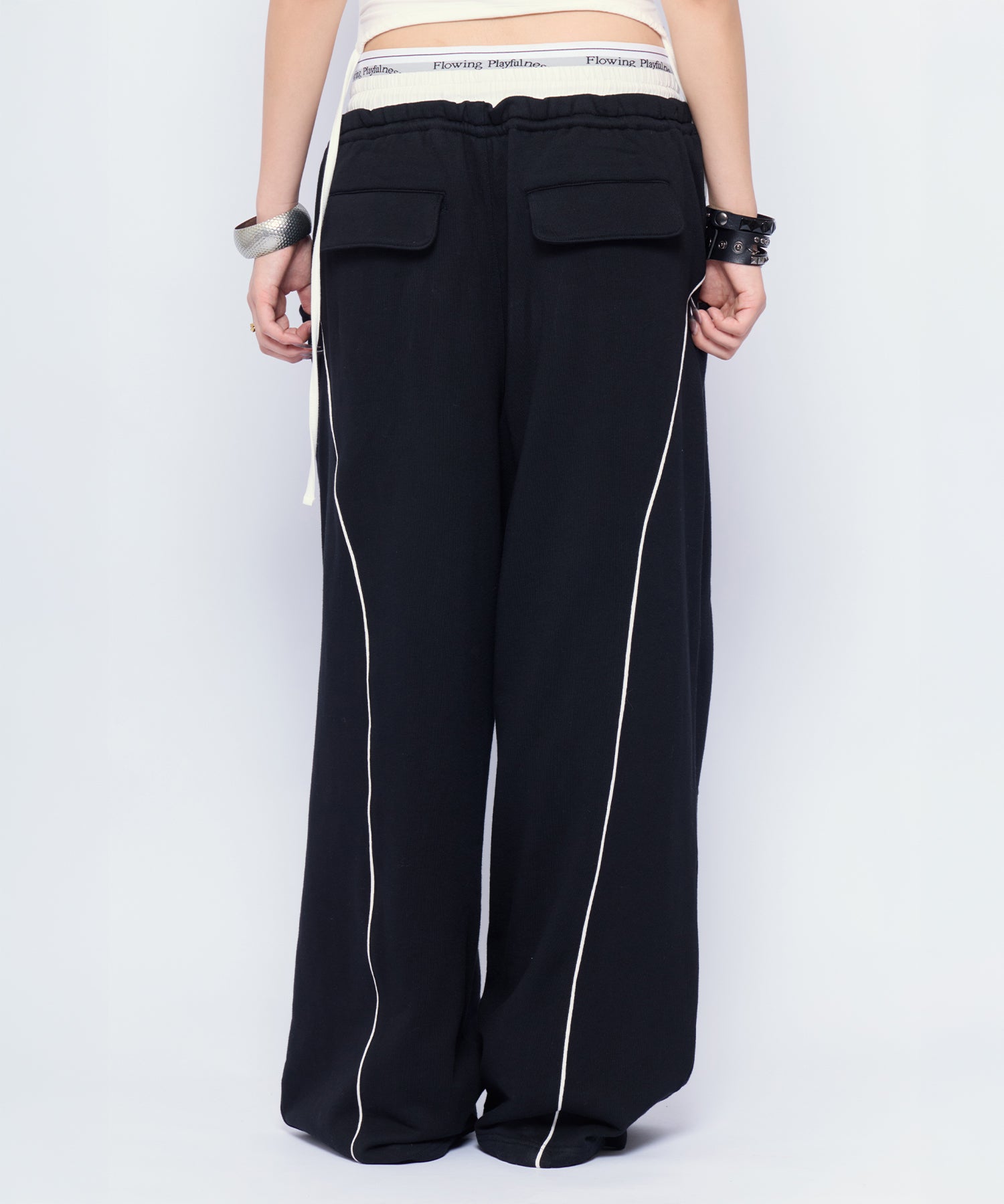 MODEL:170cm/COLOR:BLK/SIZE:F