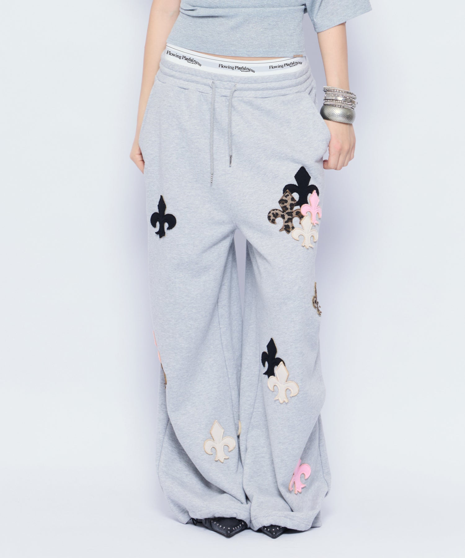 MODEL:170cm/COLOR:GRY/SIZE:F