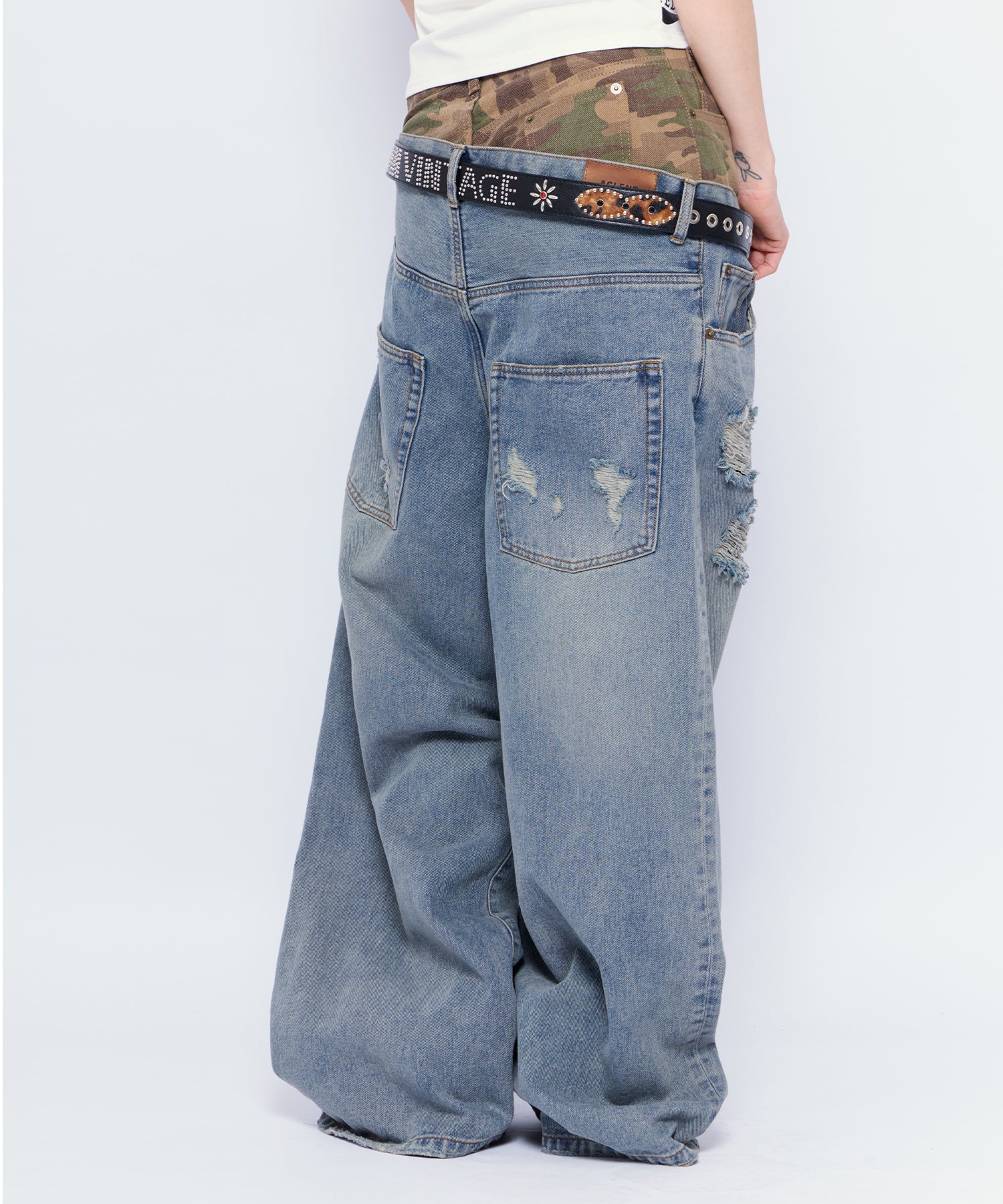MODEL:168cm/COLOR:BLU/SIZE:M