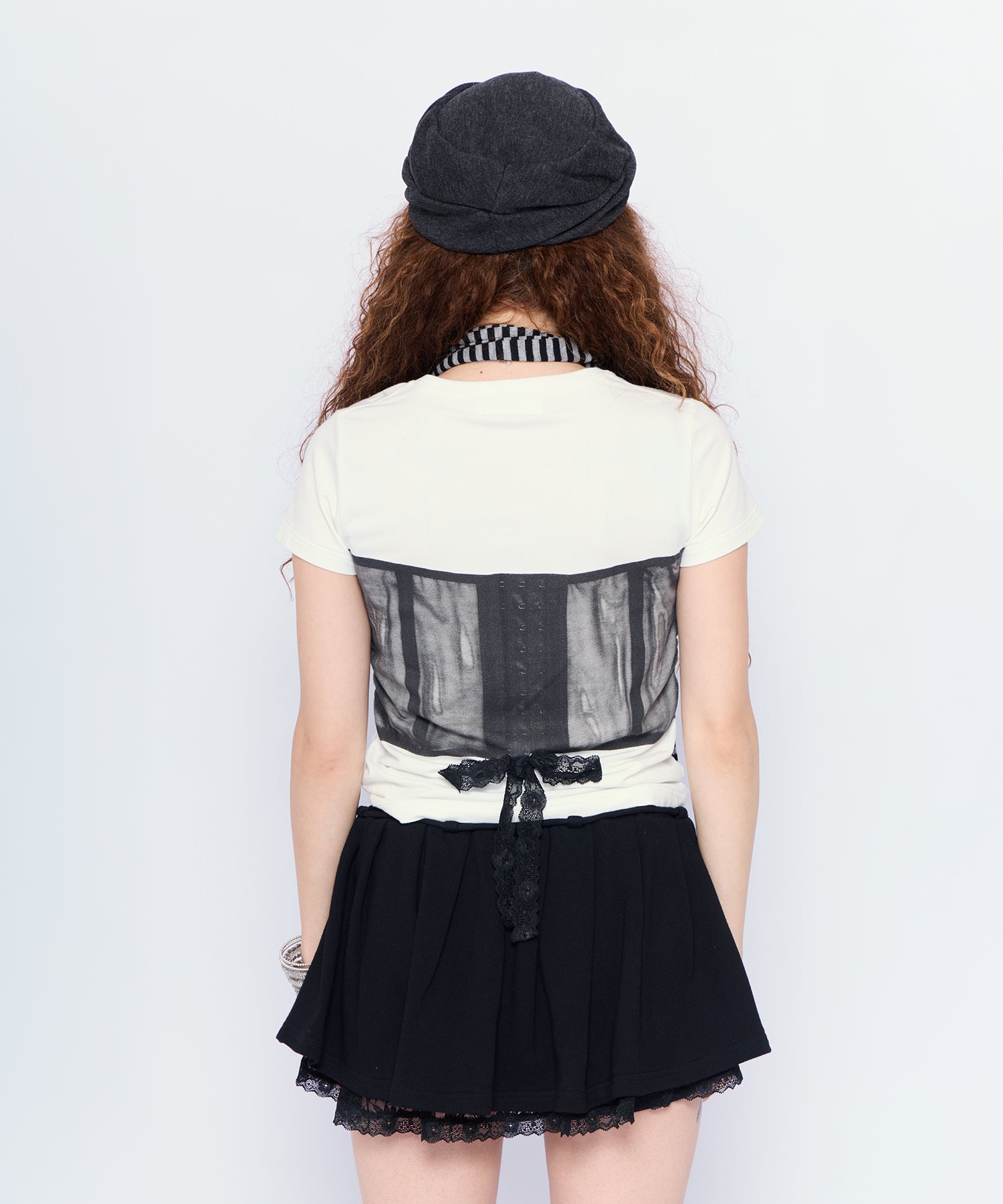 MODEL:168cm/COLOR:WHT/SIZE:F