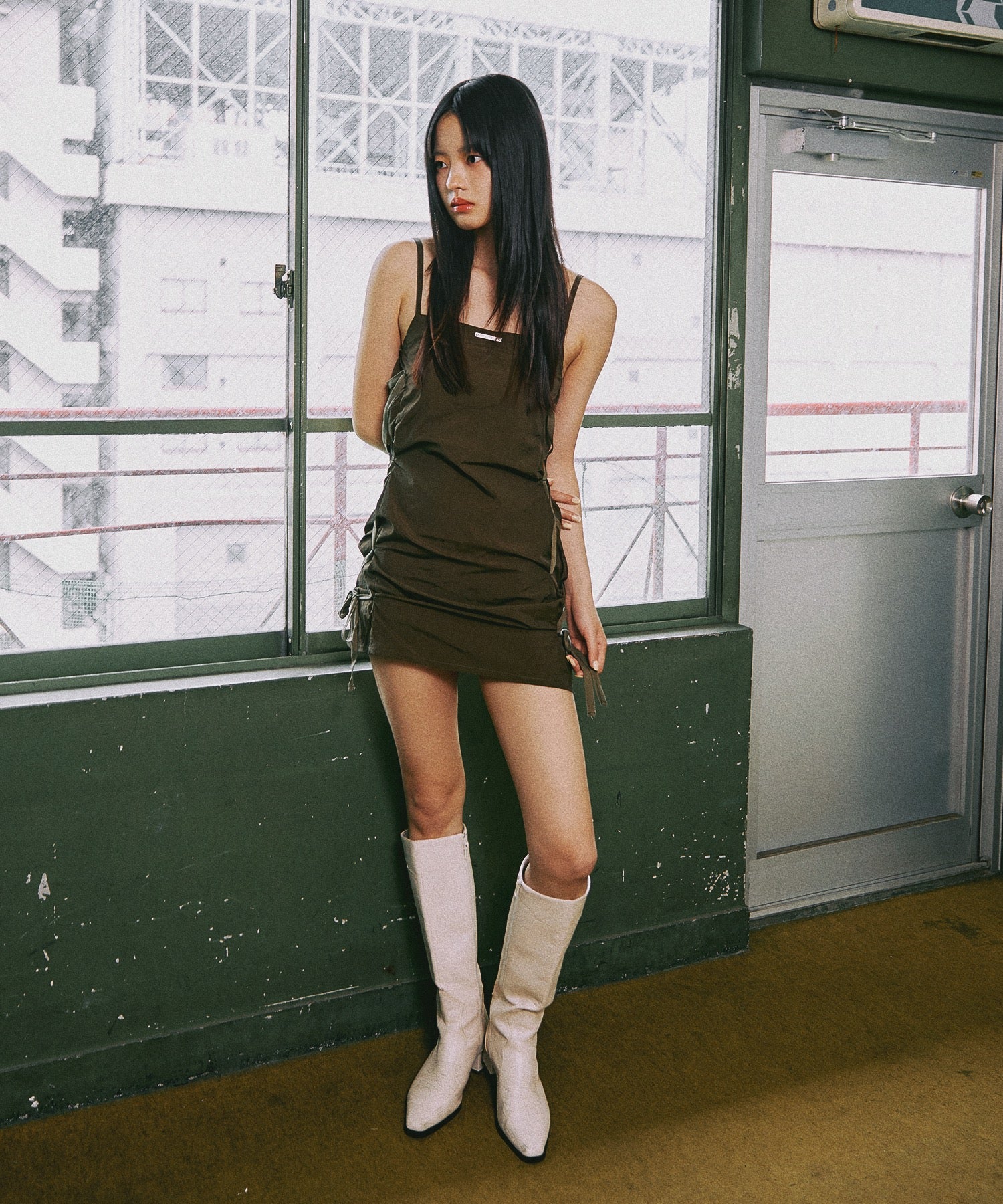 MODEL:168cm/COLOR:KHAKI/SIZE:F