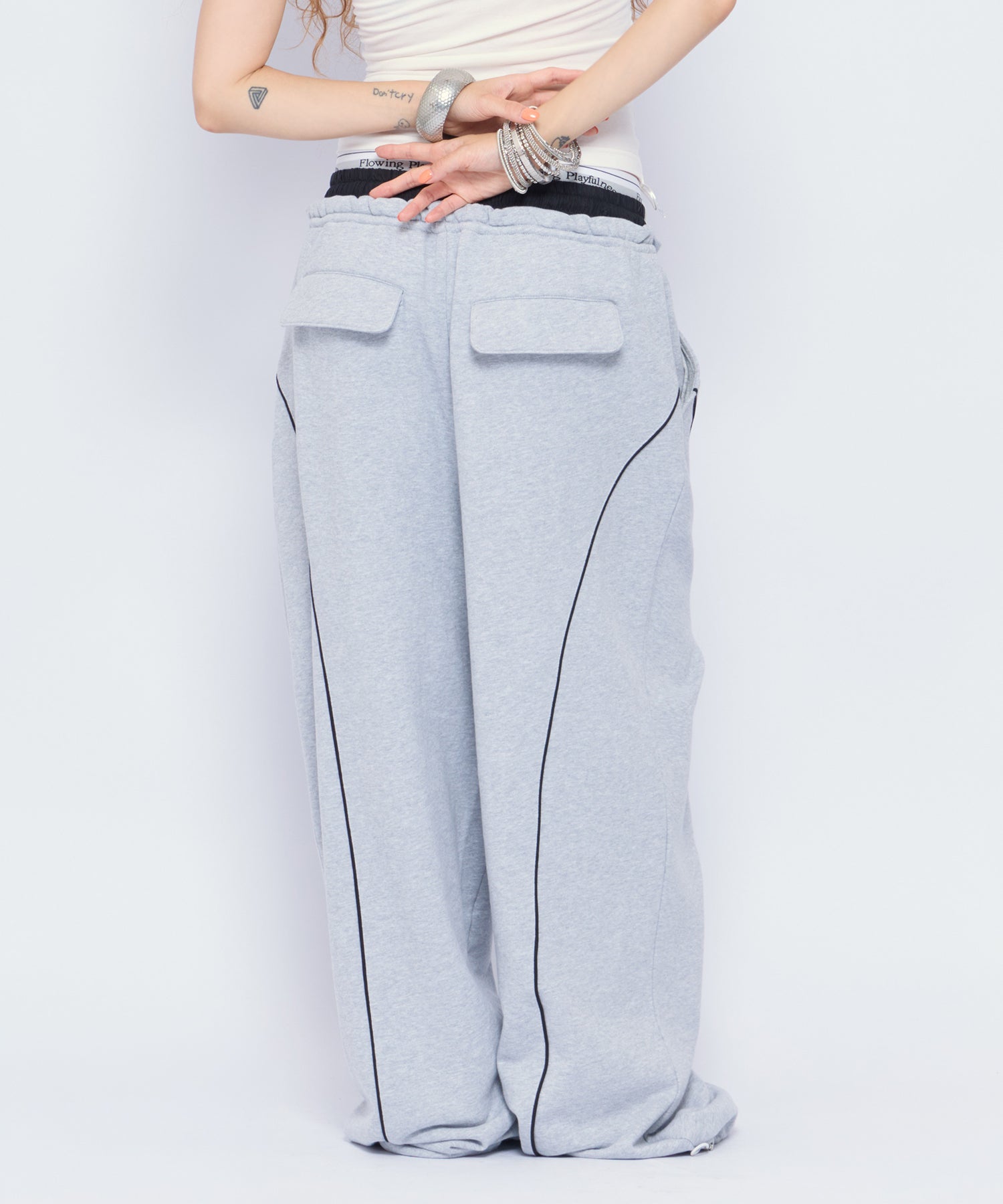 MODEL:168cm/COLOR:GRY/SIZE:F