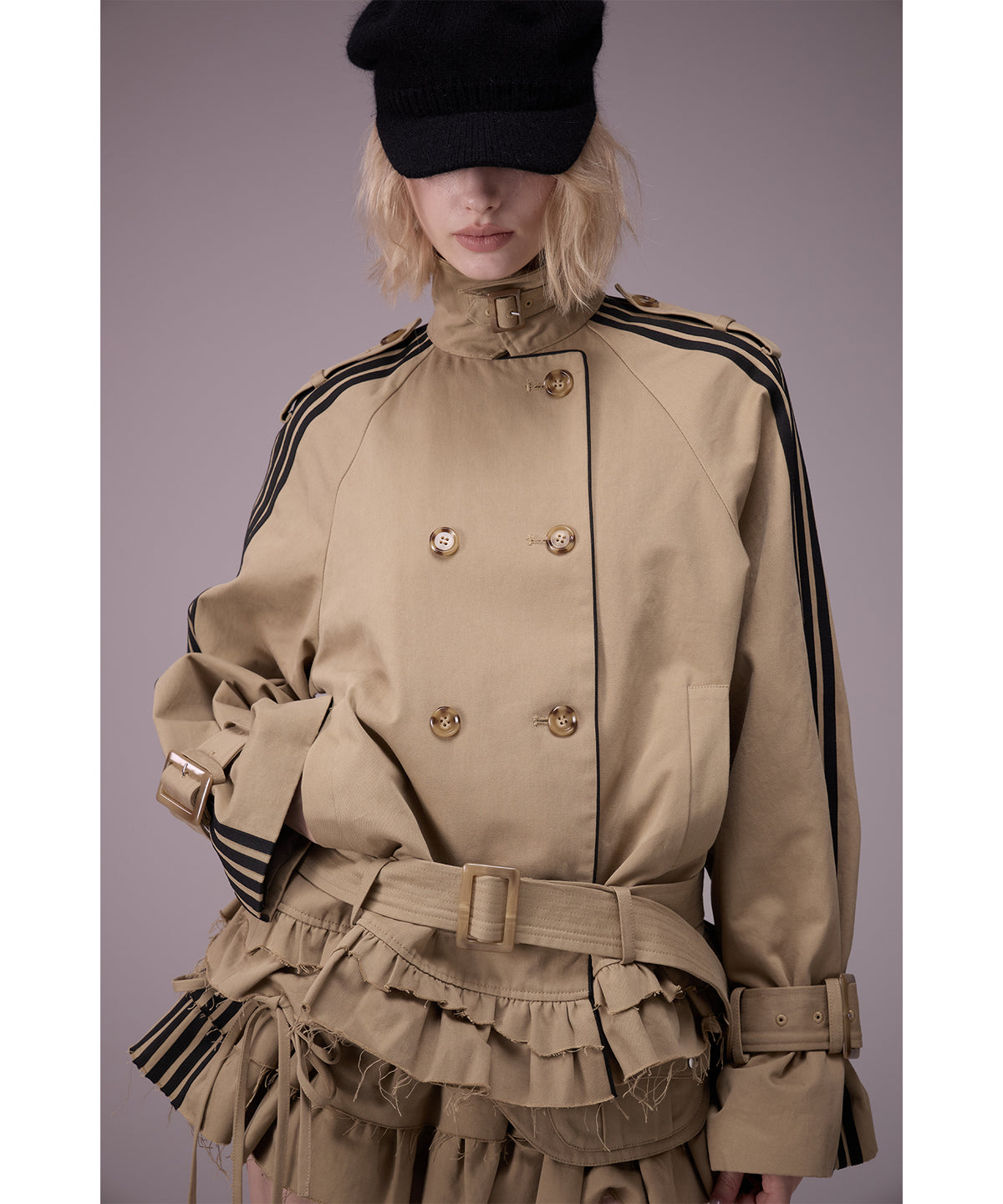 MODEL:176cm/COLOR:BEG/SIZE:F