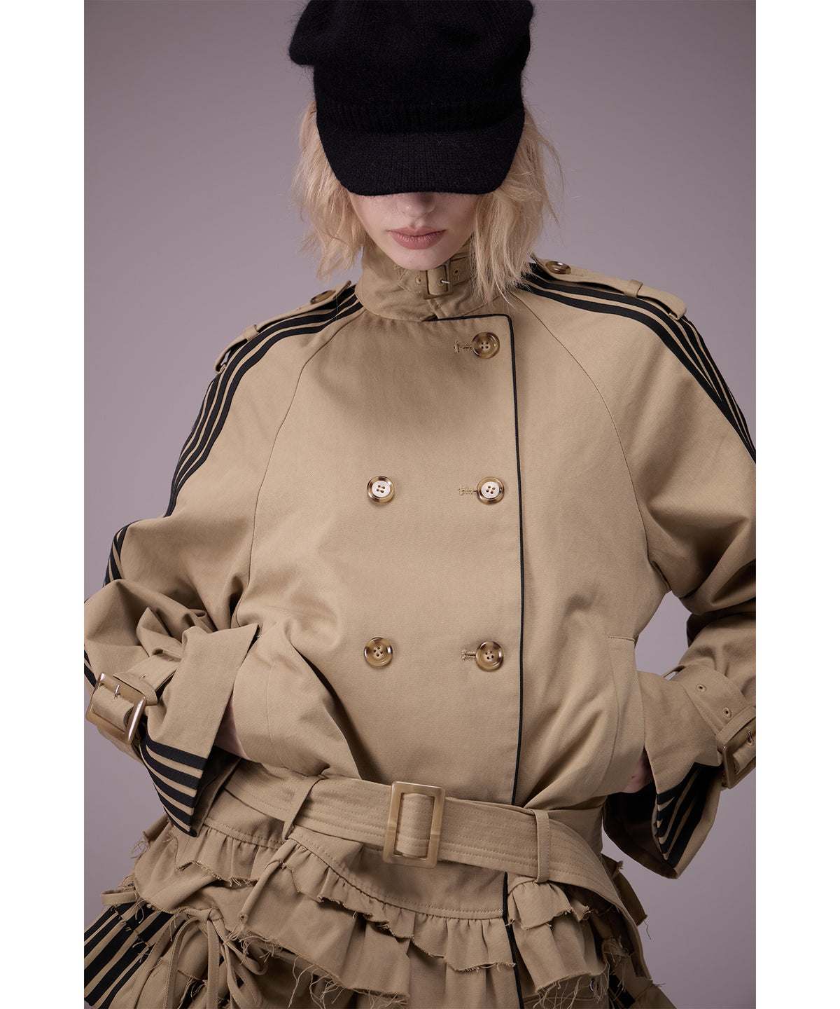 MODEL:176cm/COLOR:BEG/SIZE:F