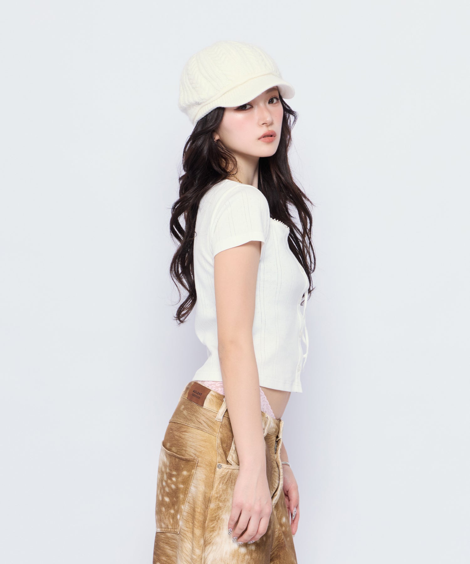 MODEL:170cm/COLOR:WHT/SIZE:F
