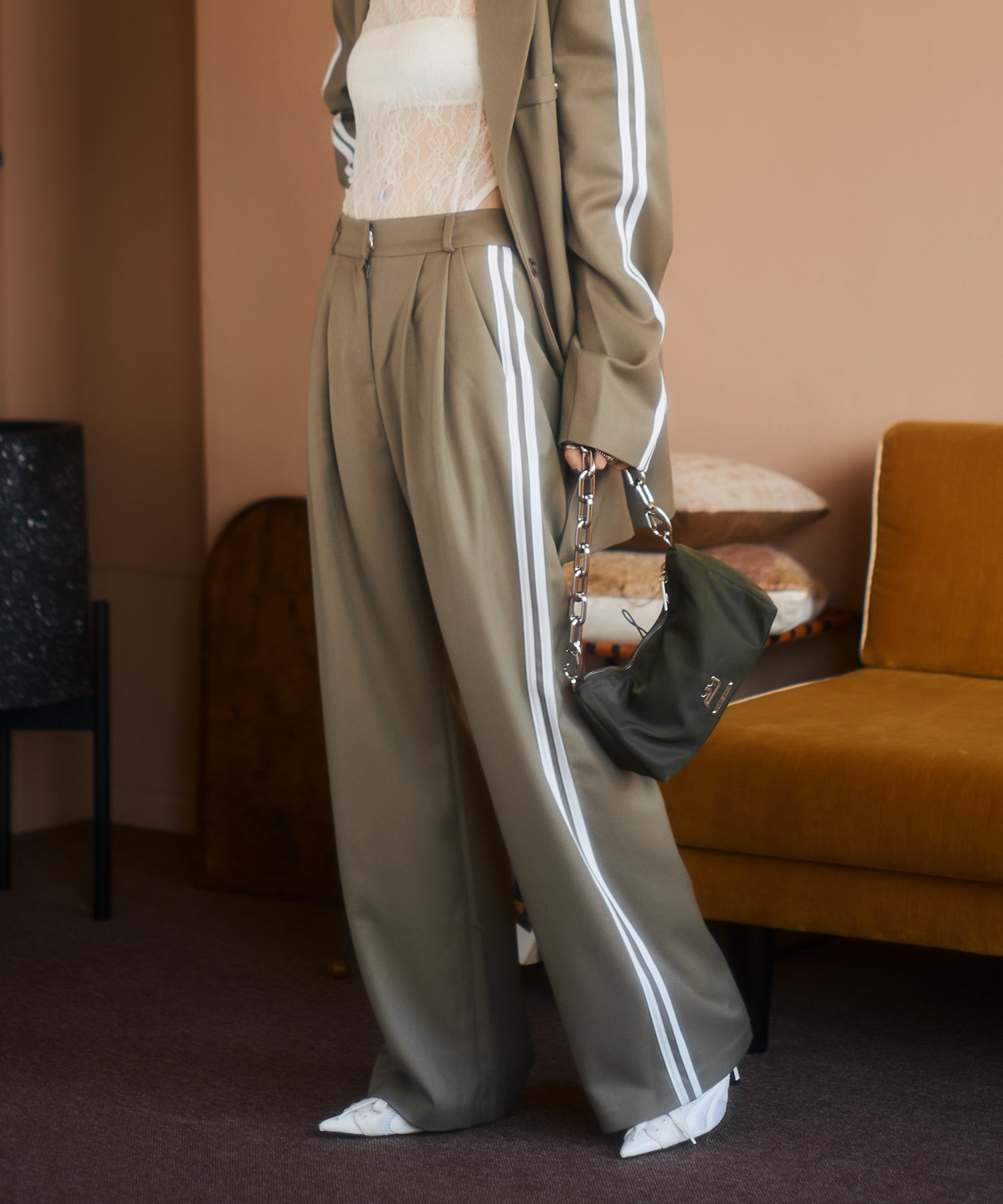 Double line slacks pants