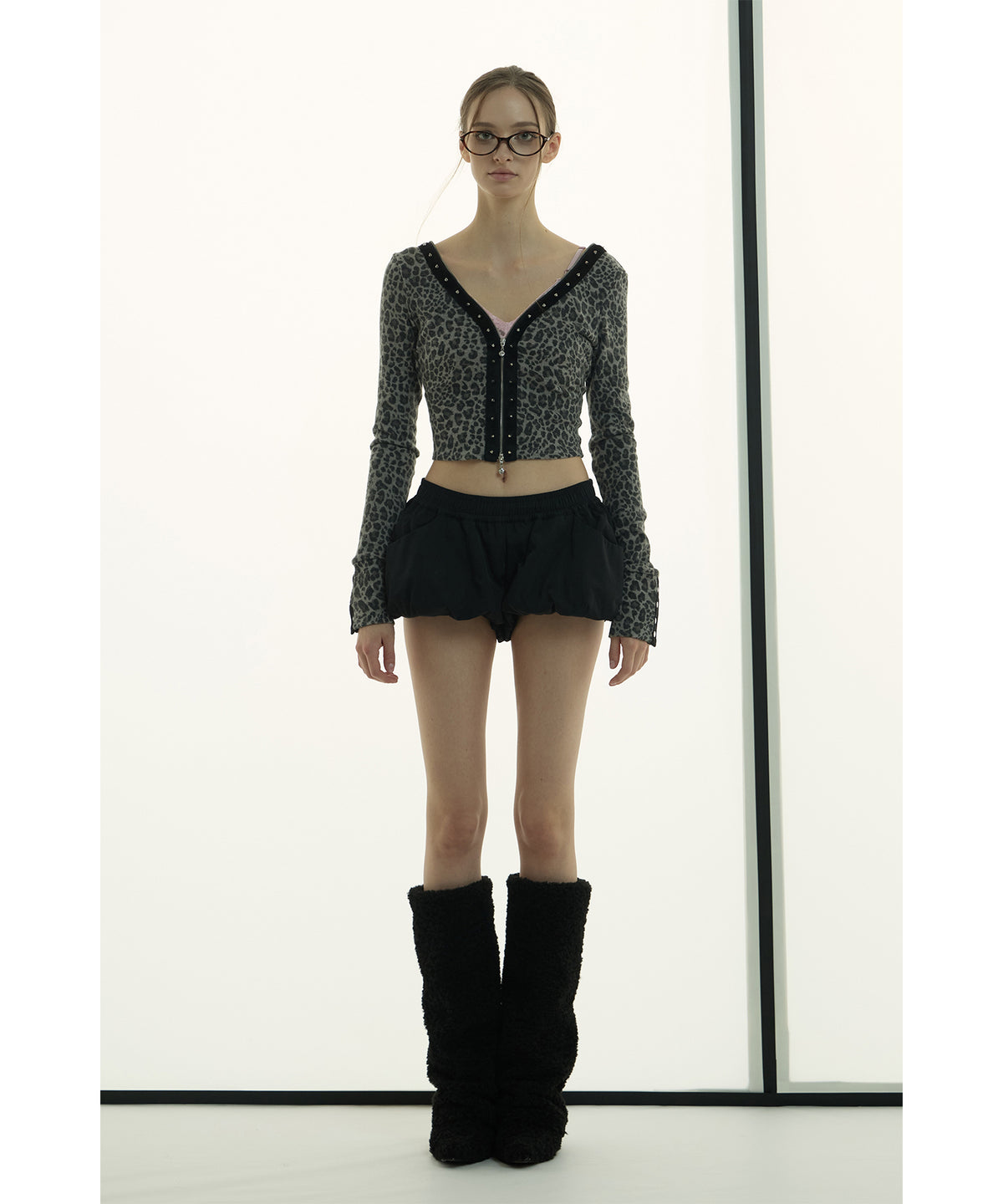 MODEL:173cm/COLOR:BLK/SIZE:F