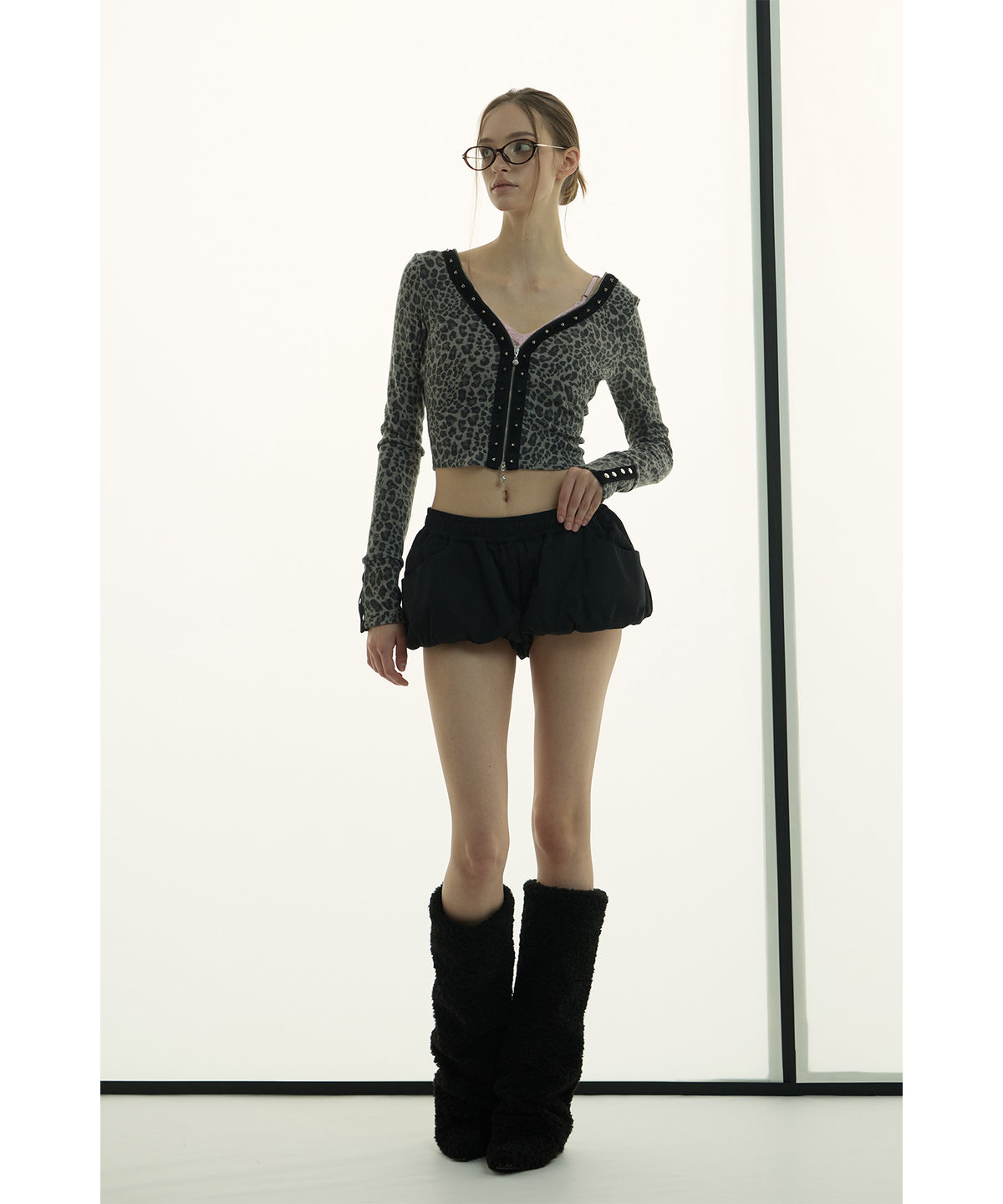 MODEL:173cm/COLOR:BLK/SIZE:F