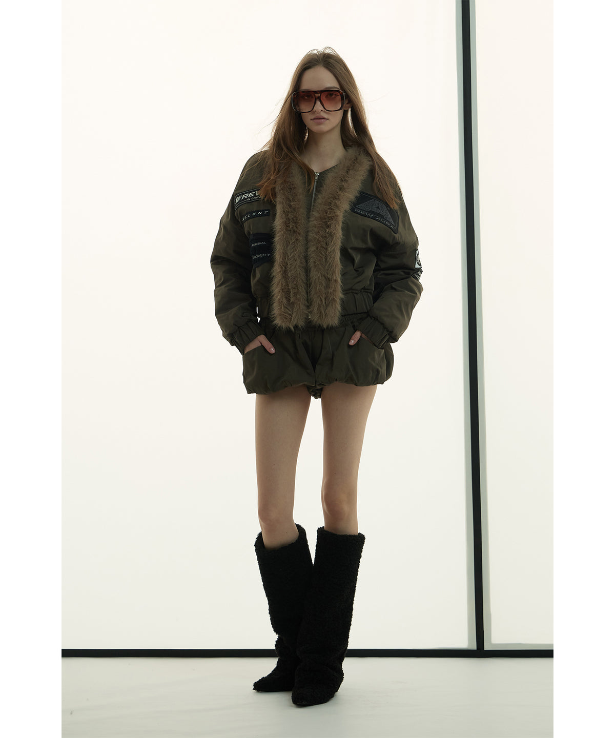 MODEL:173cm/COLOR:BRN/SIZE:F