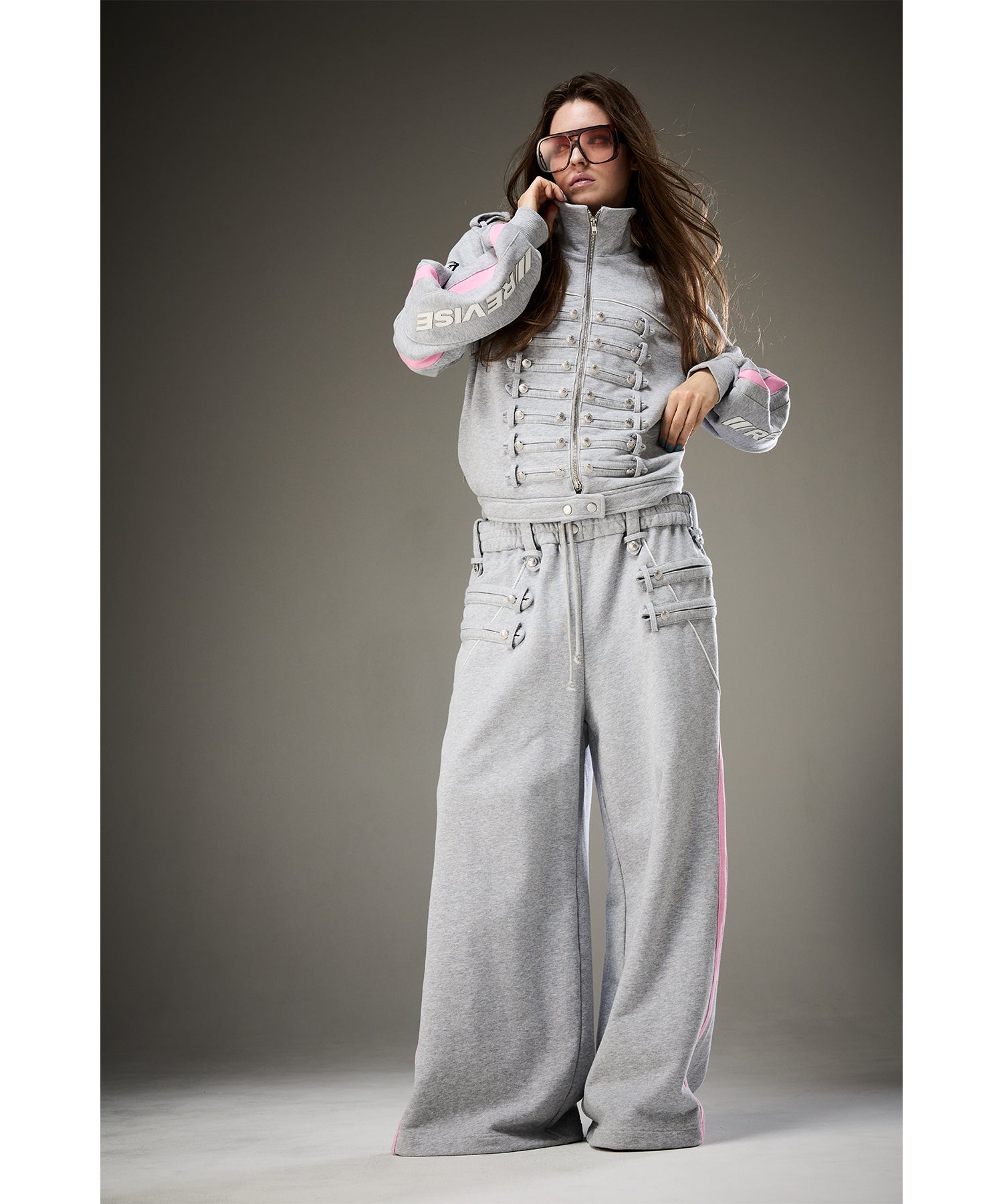 MODEL:171cm/COLOR:GRY/SIZE:F