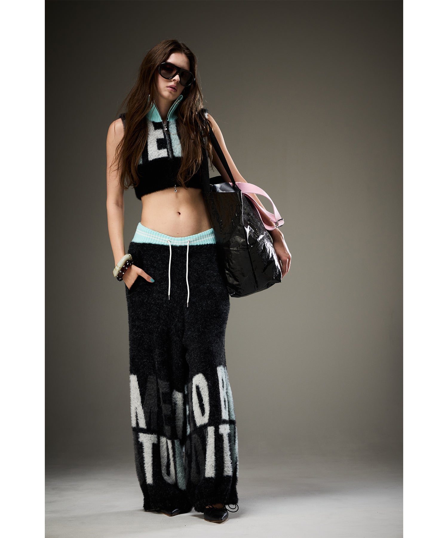 MODEL:171cm/COLOR:BLK/SIZE:F