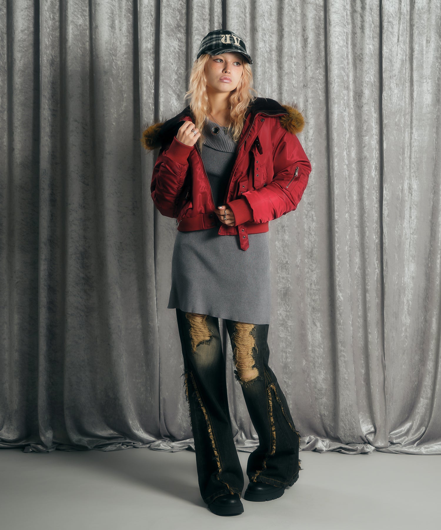 MODEL:170cm/COLOR:RED/SIZE:F