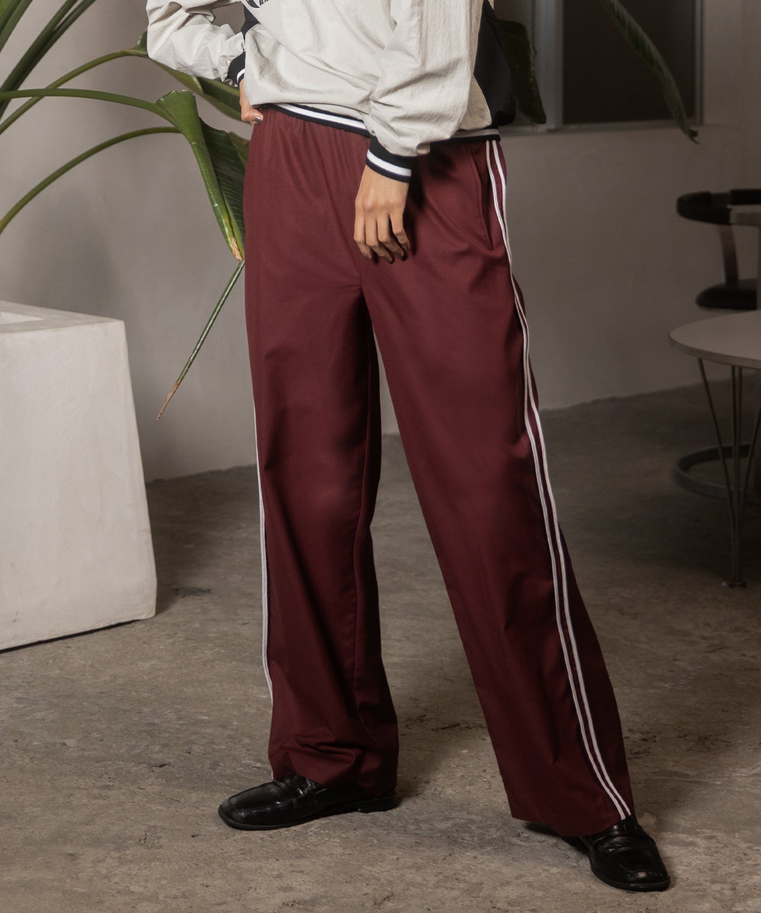 Side line relaxy slacks pants