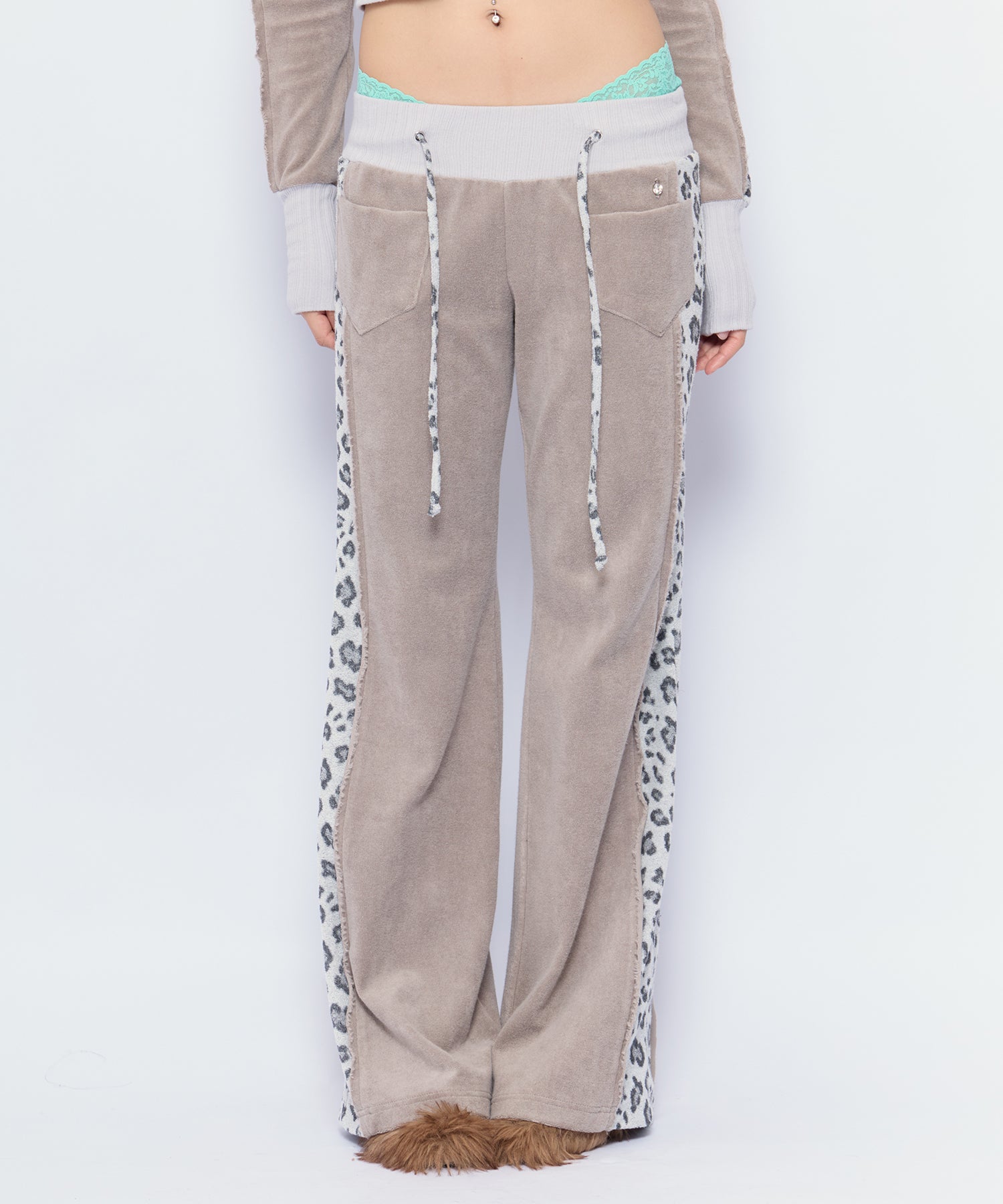 MODEL:170cm/COLOR:BEG/SIZE:F