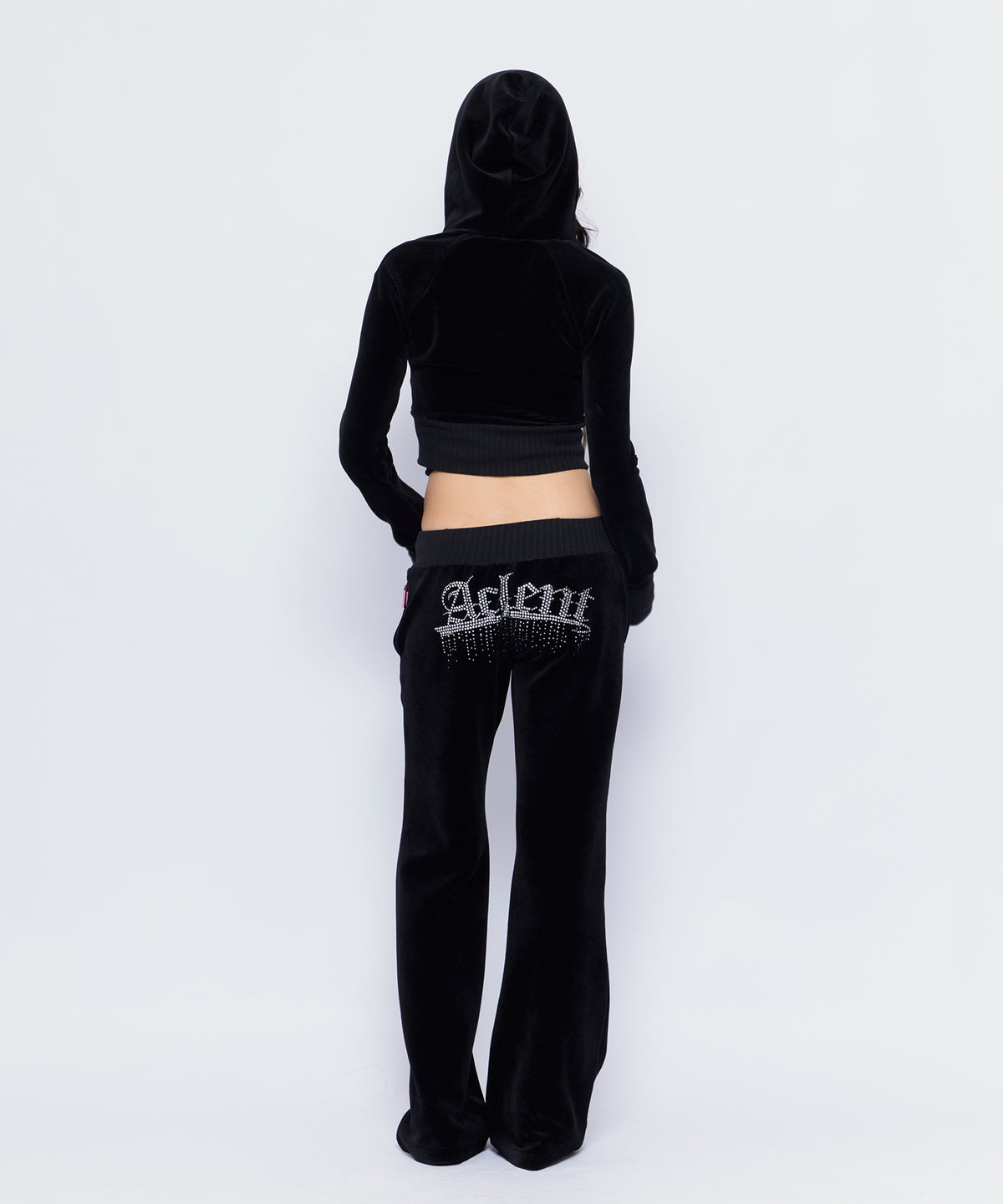 MODEL:170cm/COLOR:BLK/SIZE:F