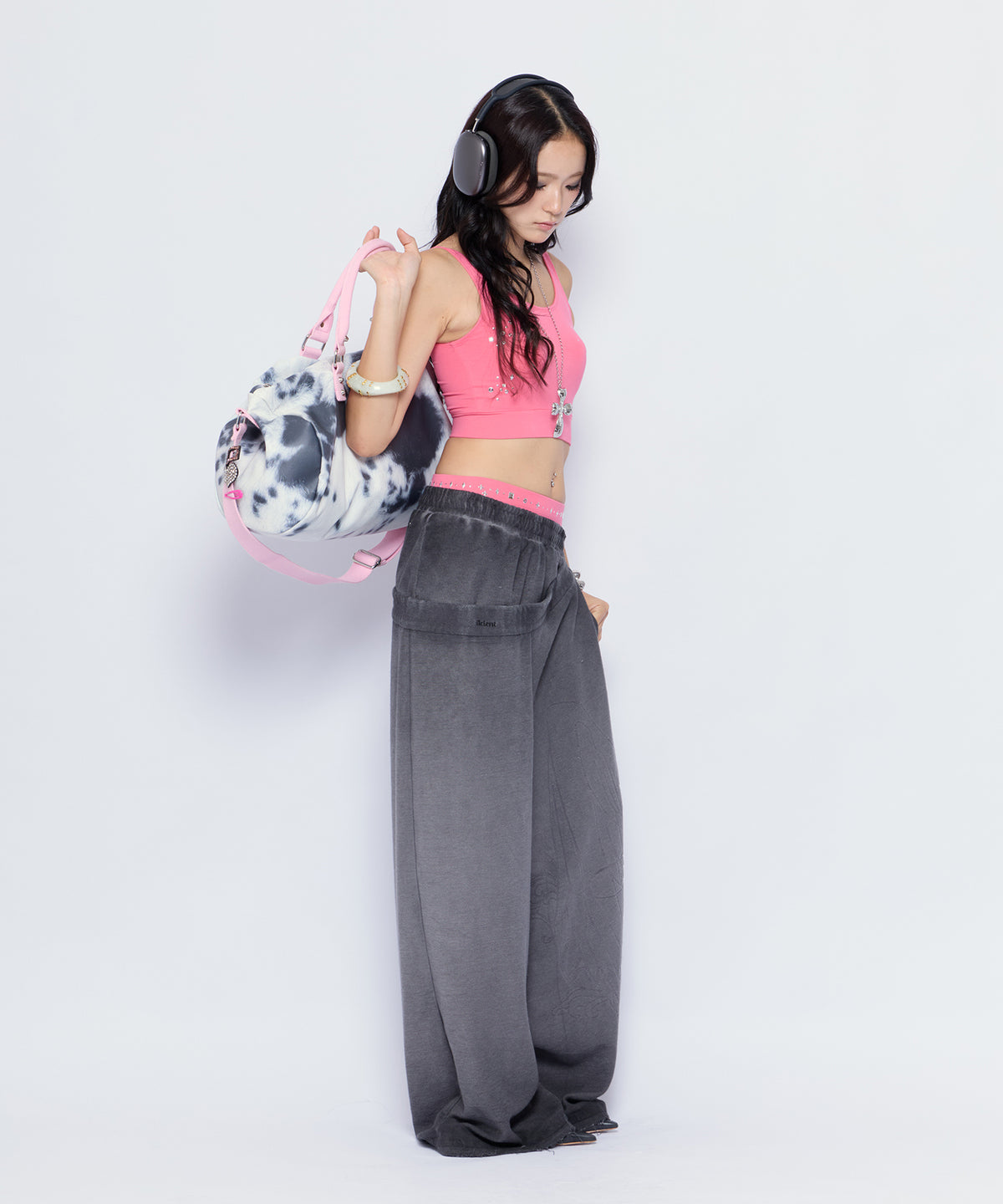 MODEL:170cm/COLOR:BLK/SIZE:F