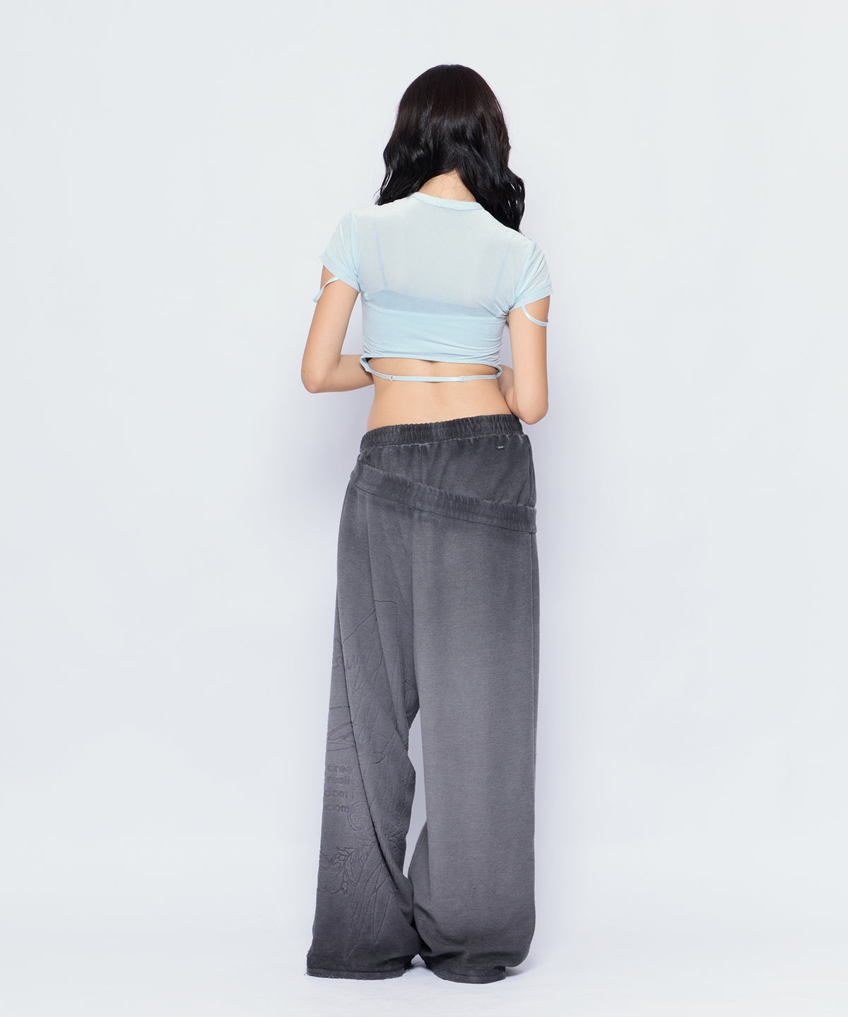 MODEL:170cm/COLOR:BLK/SIZE:F