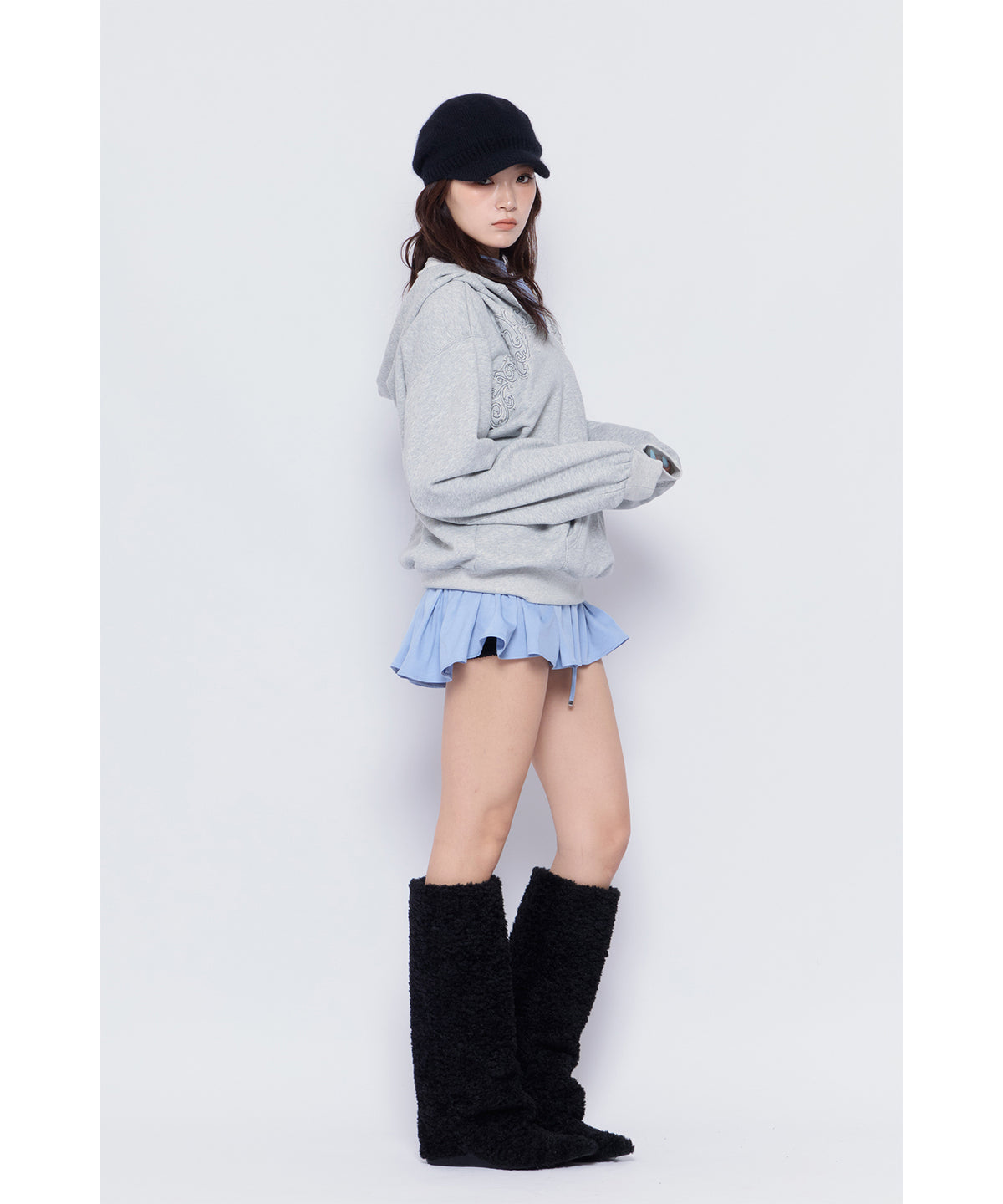 MODEL:170cm/COLOR:BLU/SIZE:F