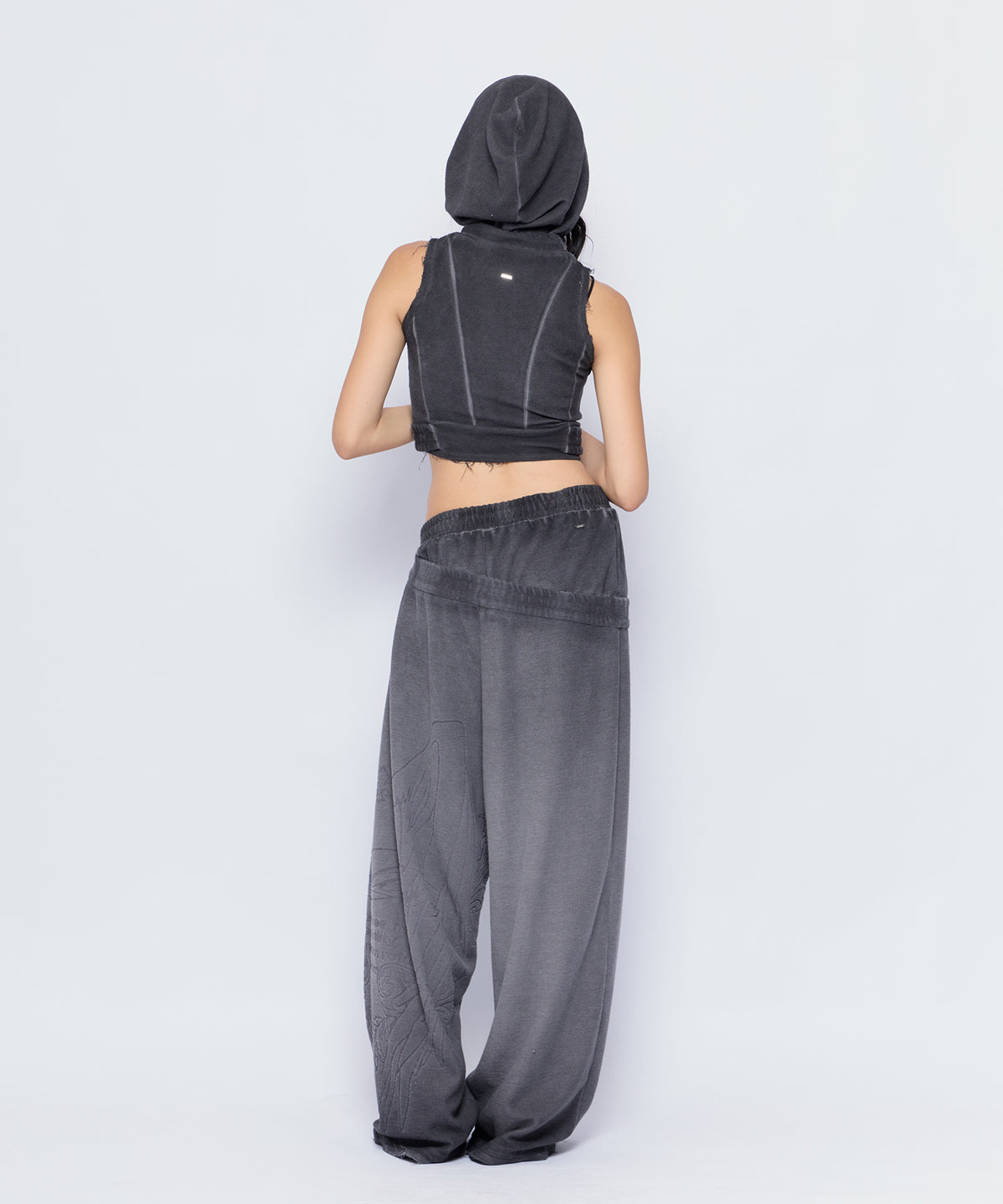 MODEL:170cm/COLOR:BLK/SIZE:F