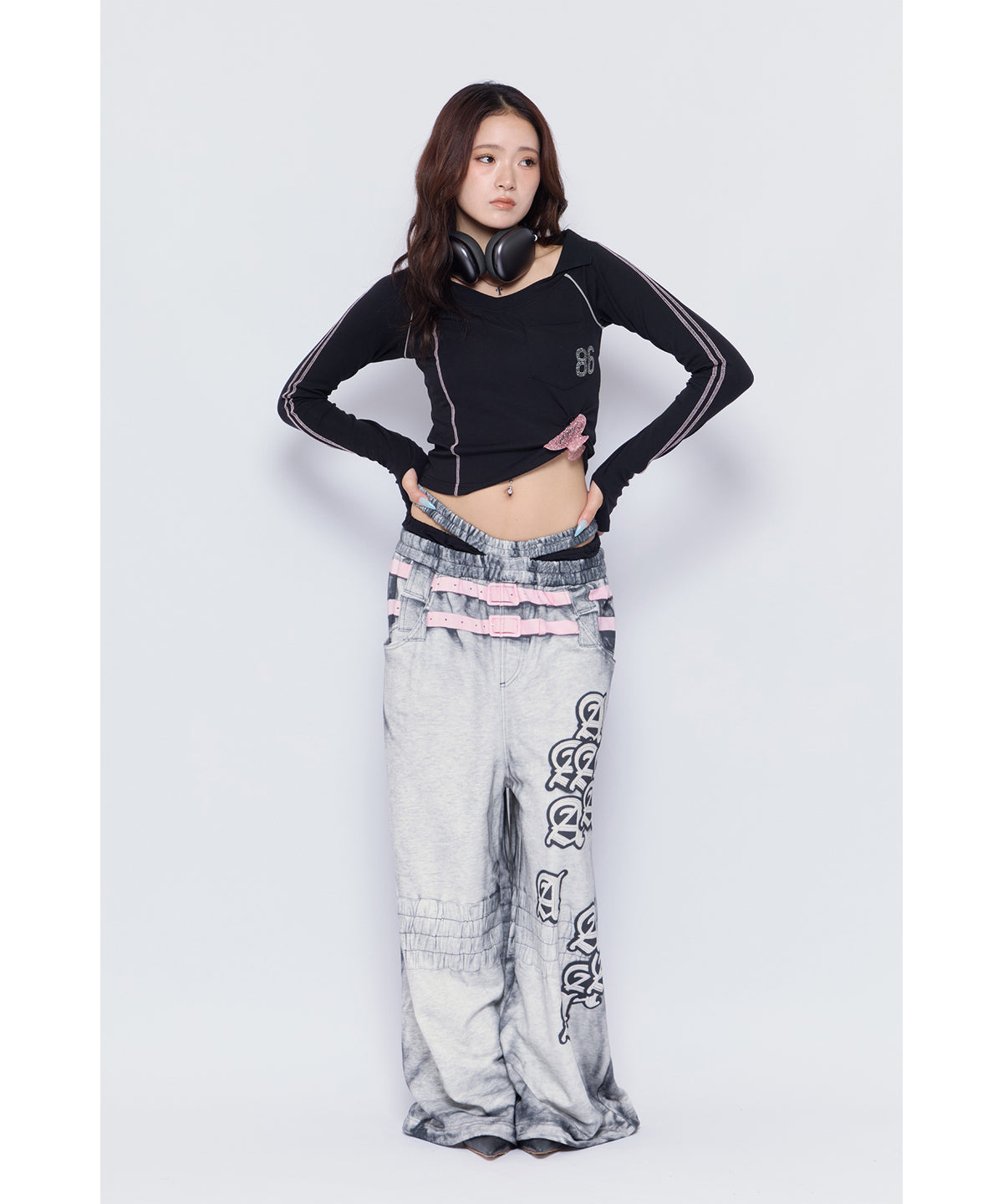 MODEL:170cm/COLOR:BLK/SIZE:F