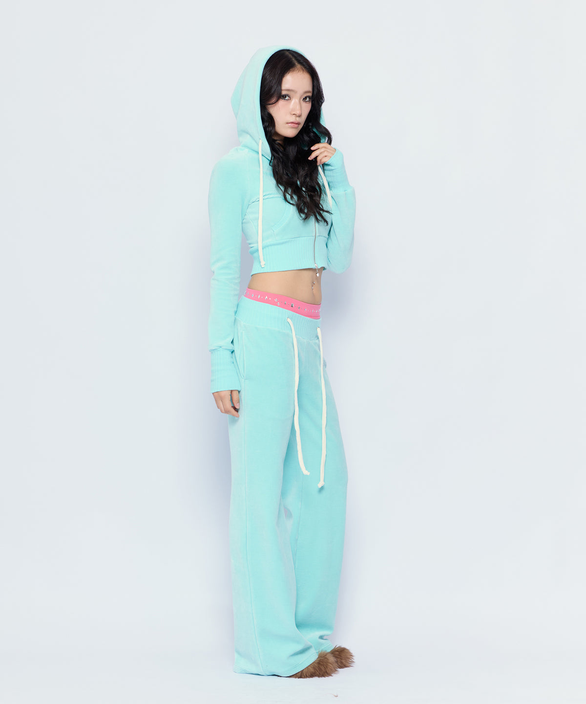 MODEL:170cm/COLOR:L/TRQ/SIZE:F
