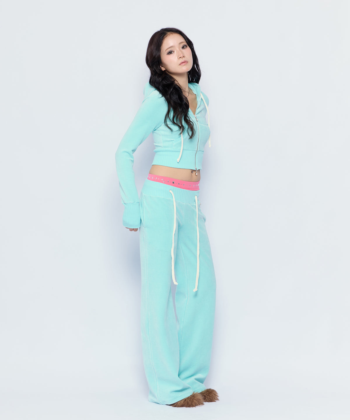 MODEL:170cm/COLOR:L/TRQ/SIZE:F