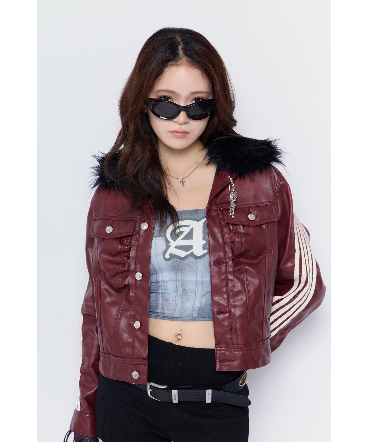 MODEL:170cm/COLOR:RED/SIZE:F