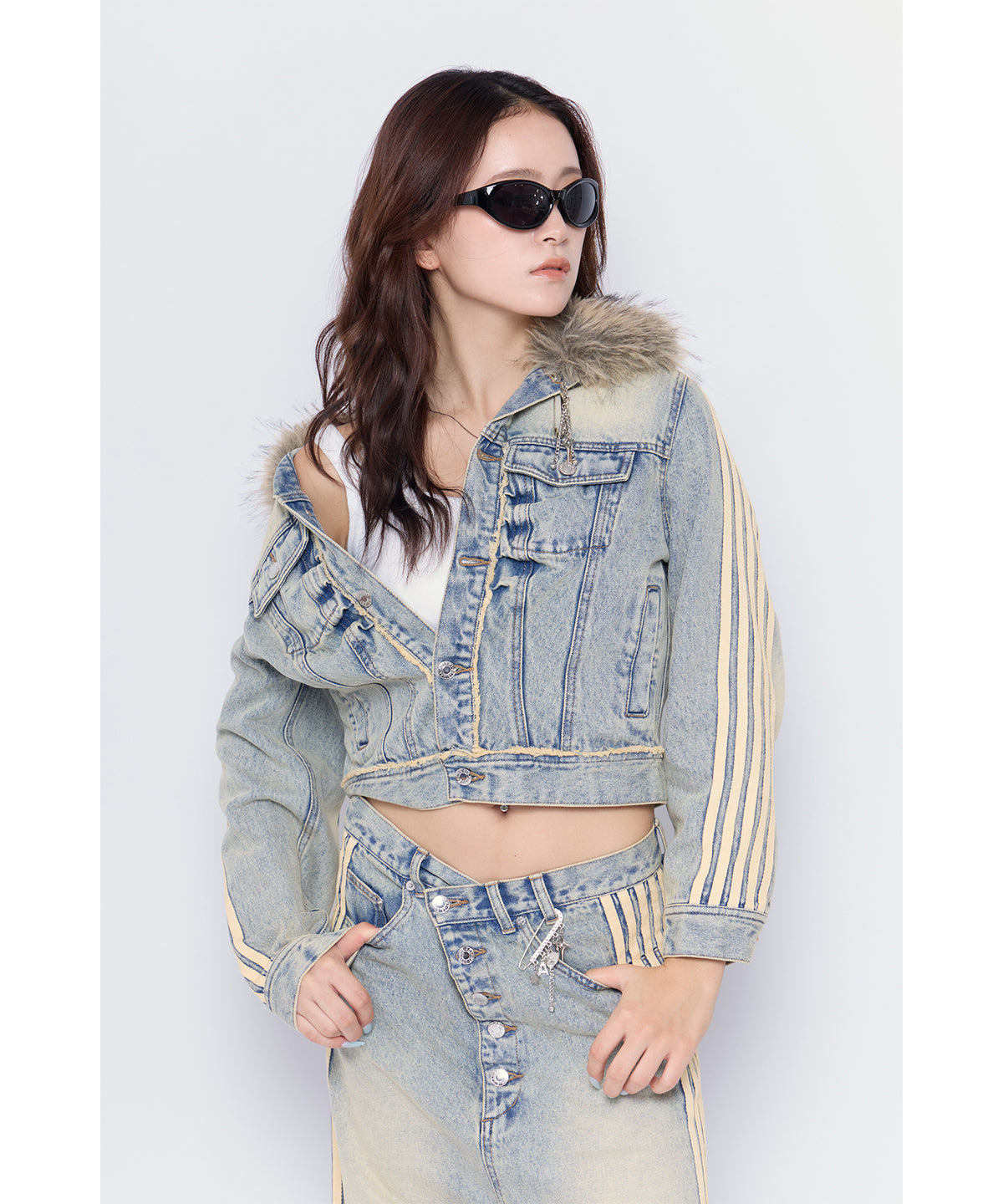 MODEL:170cm/COLOR:BLU/SIZE:F