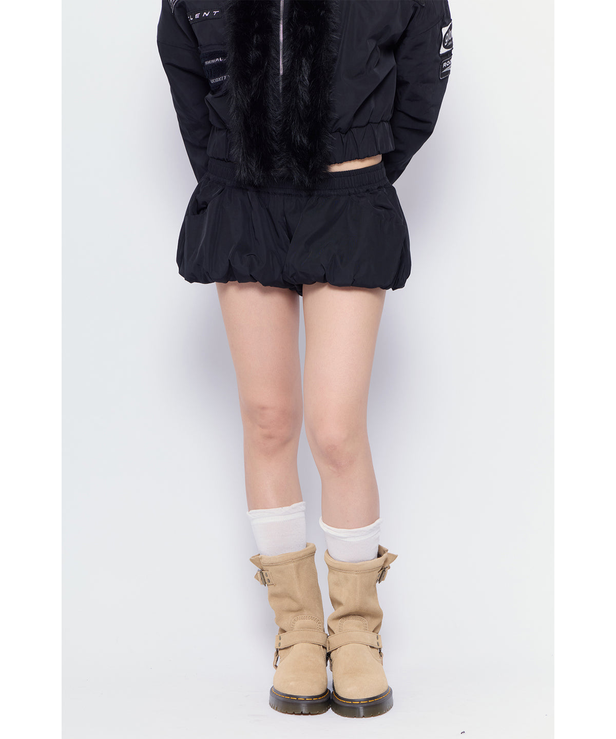MODEL:170cm/COLOR:BLK/SIZE:F