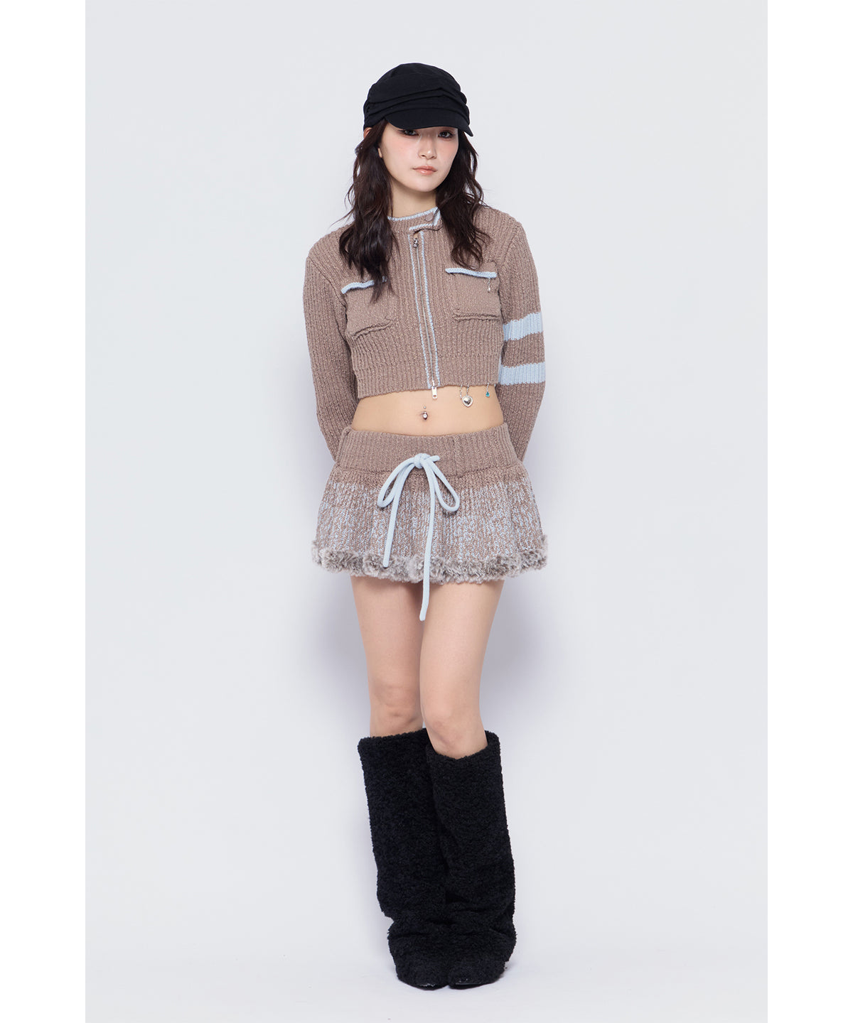 MODEL:170cm/COLOR:BRN/SIZE:F