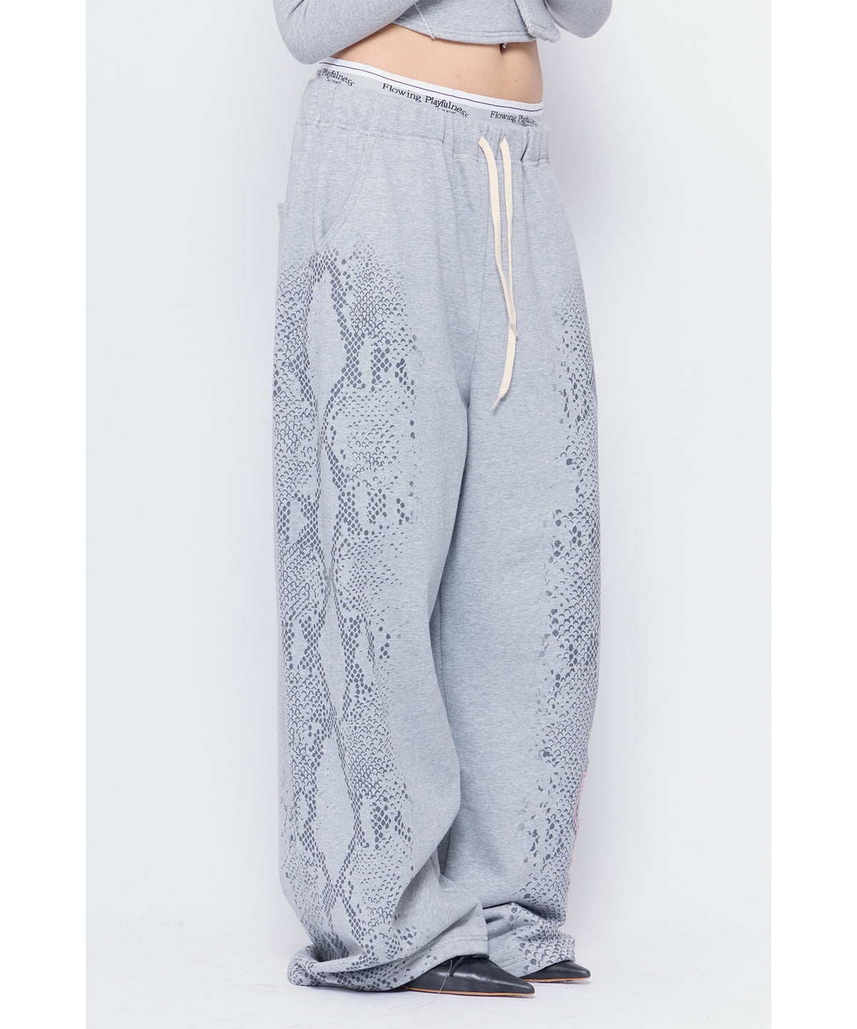 MODEL:170cm/COLOR:GRY/SIZE:F