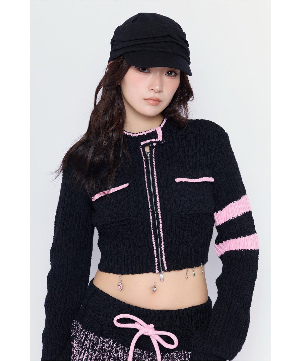 MODEL:170cm/COLOR:BLK/SIZE:F