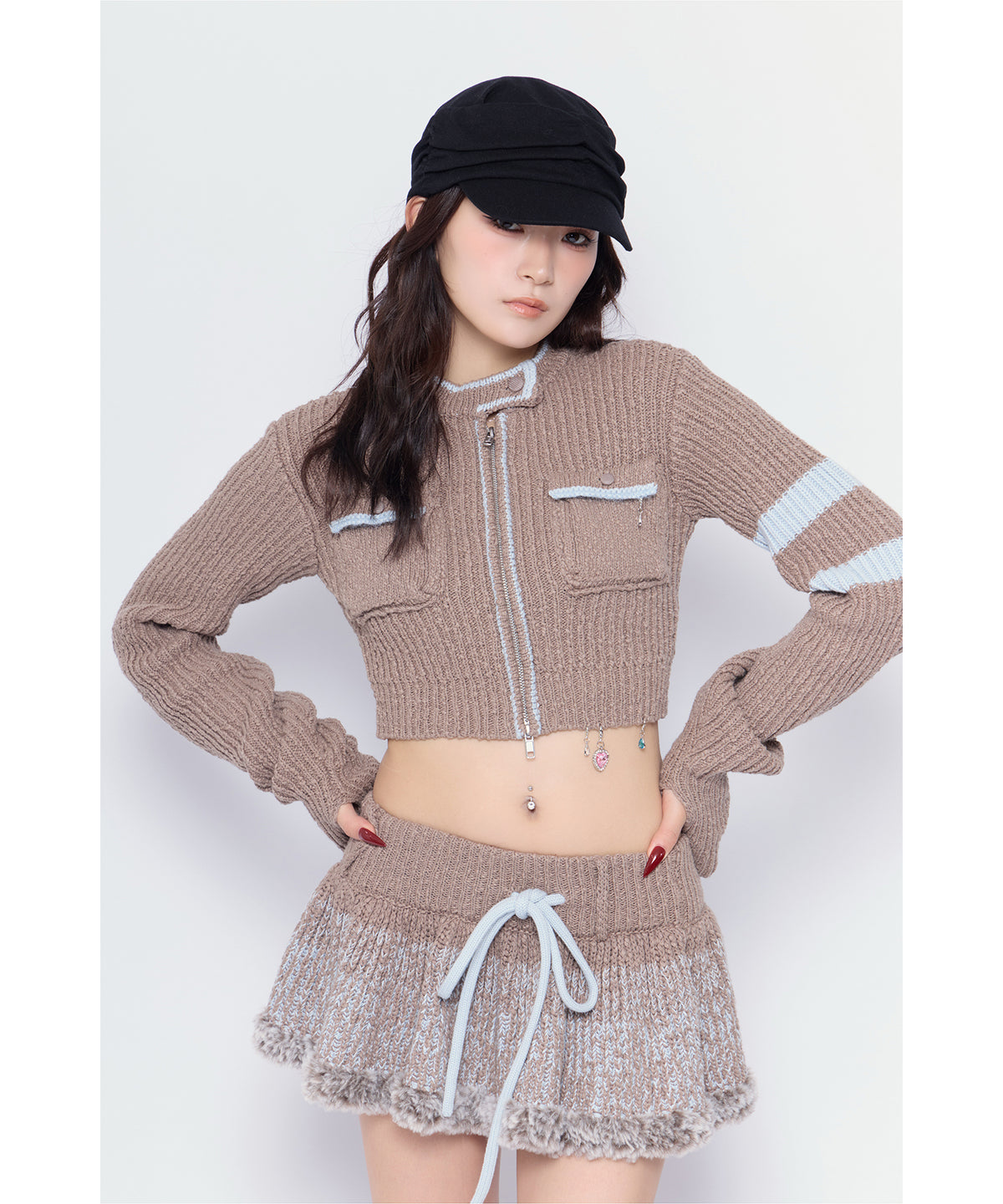 MODEL:170cm/COLOR:BRN/SIZE:F